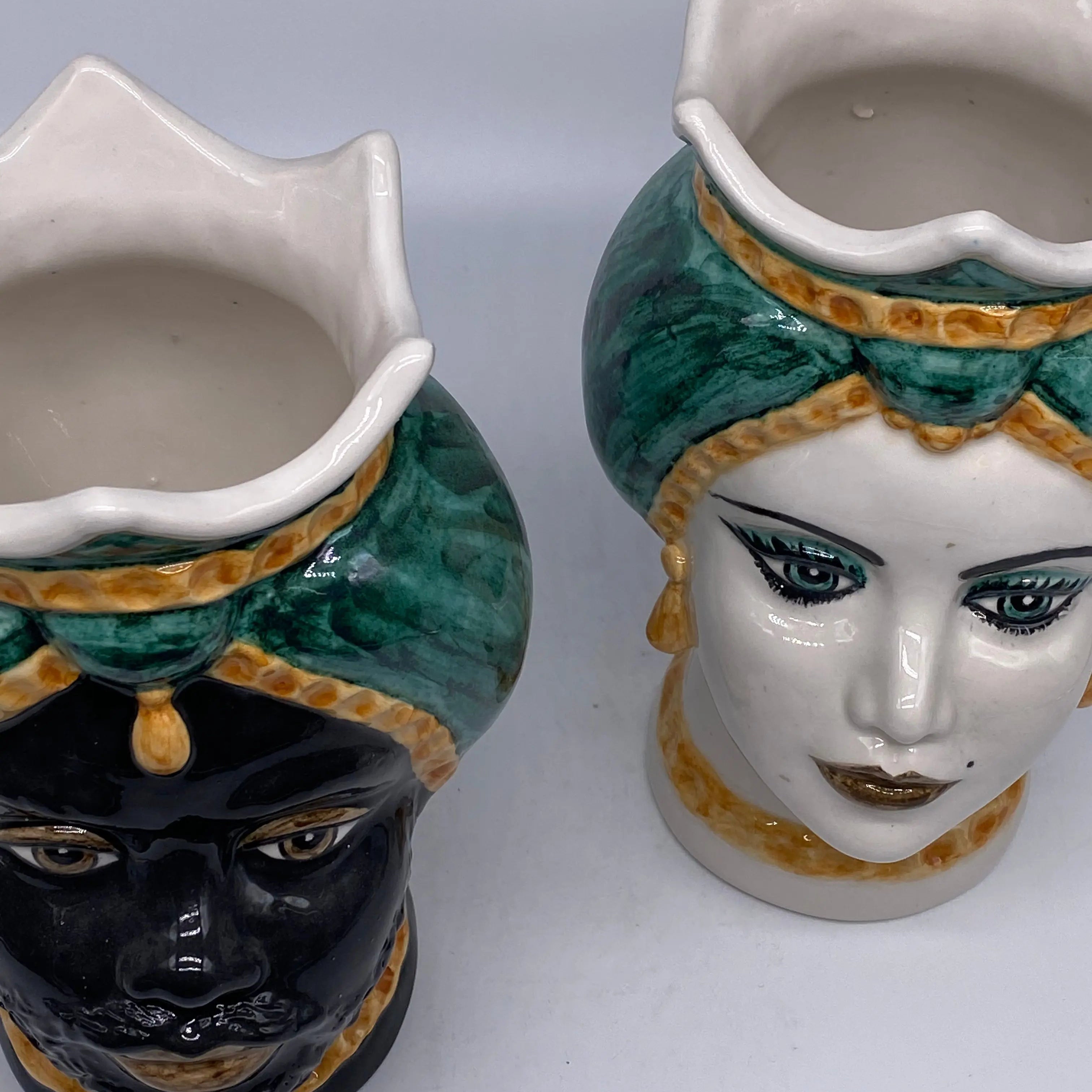 Teste di Moro Luis Ceramica Caltagirone cm H.22 L.15 Artigianale Turbante Liscio Verde Ocra DD CERAMICHE SICILIANE