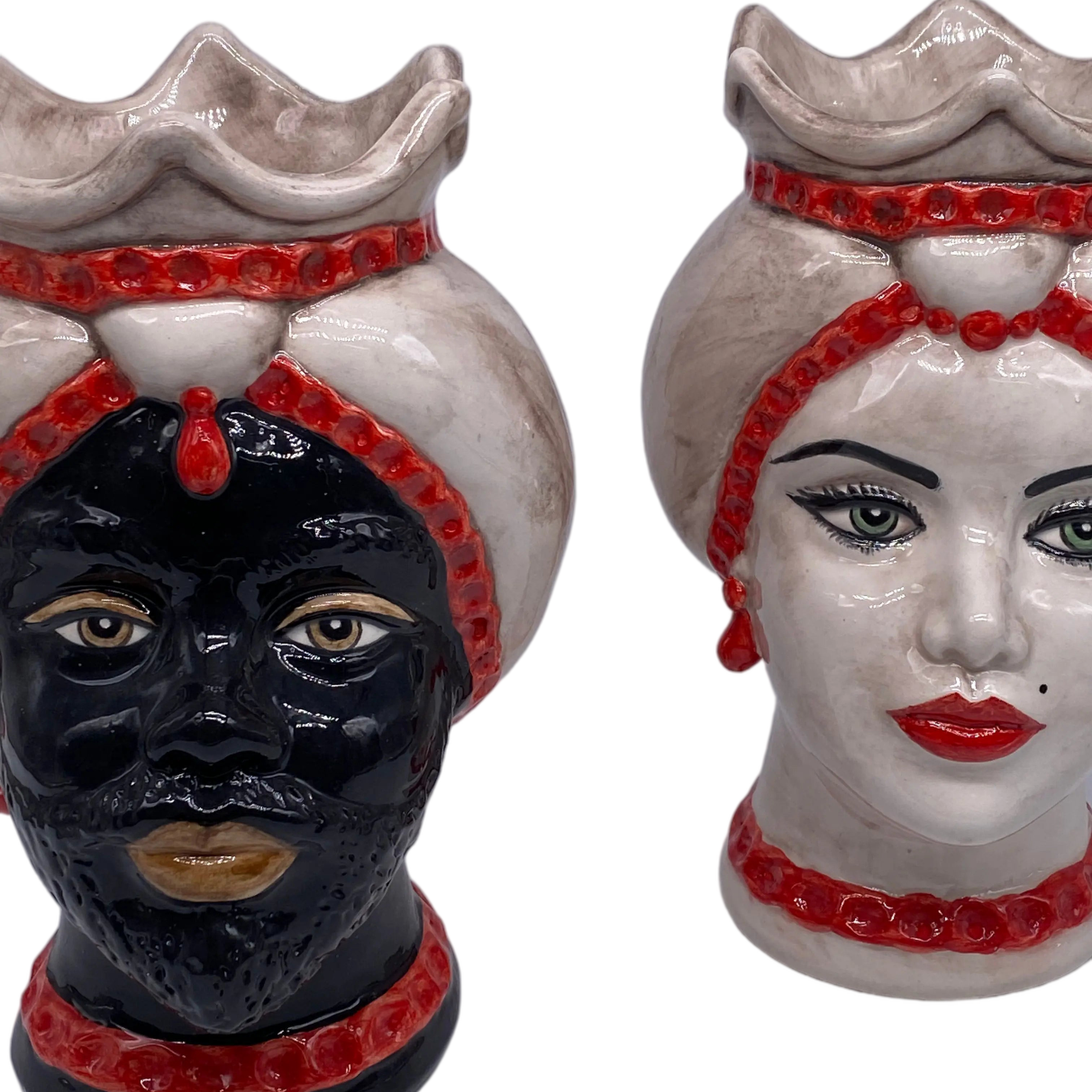 Teste di Moro Luis Ceramica Caltagirone cm H.22 L.15 Artigianale Turbante Liscio Écru Rosso DD CERAMICHE SICILIANE