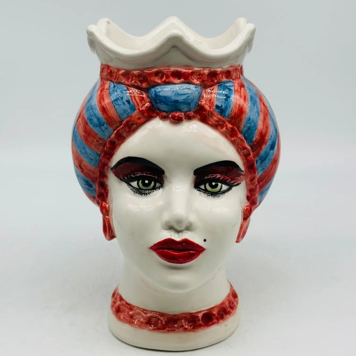 Teste di Moro Luis Ceramica Caltagirone cm H.22 L.15 Artigianale Turbante Striscie Rosso Blu - Donna - TESTA DI MORO