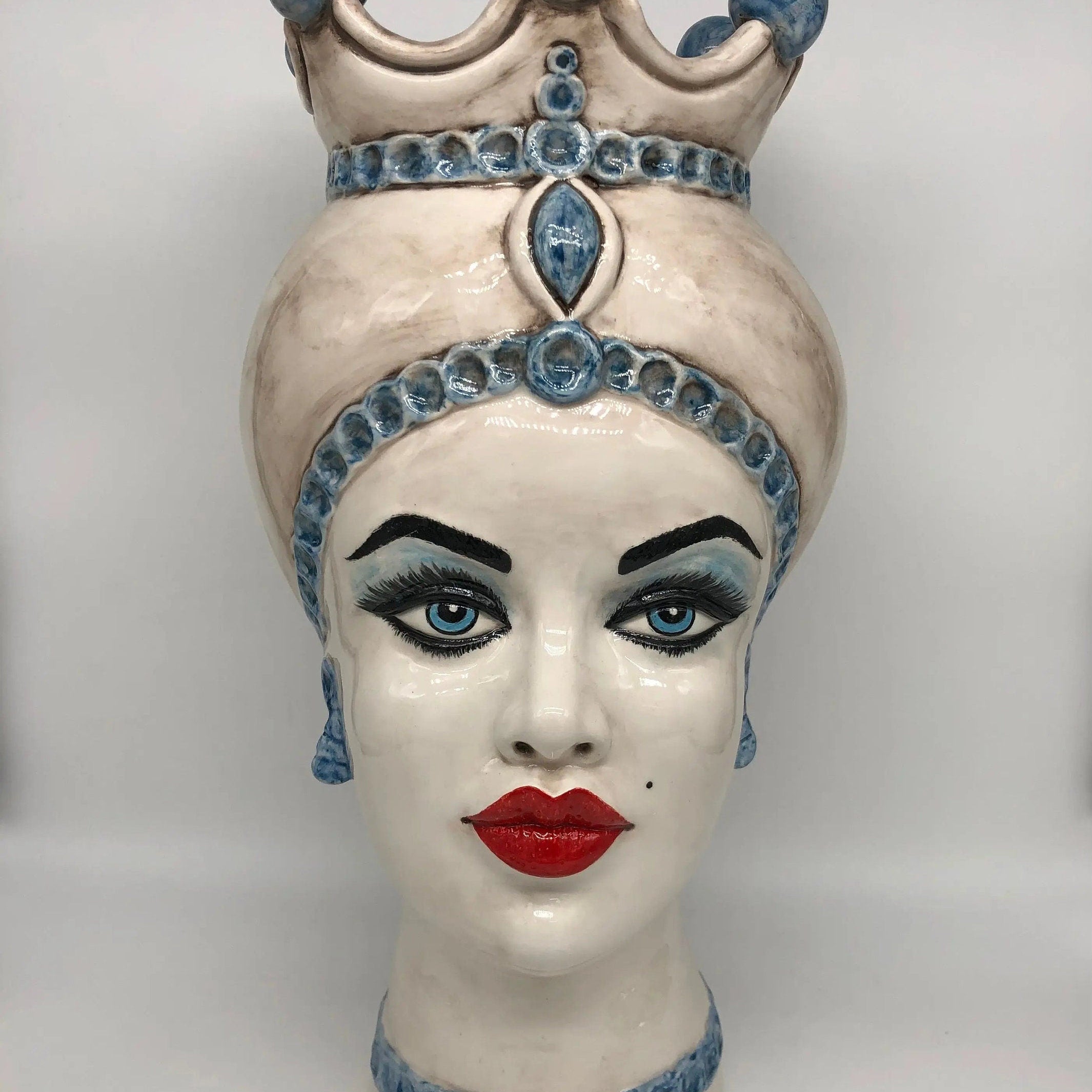 Teste di Moro Luis Ceramica Caltagirone cm H.44 L.23 Artigianale Turbante Liscio Écru Azzurro DD CERAMICHE SICILIANE