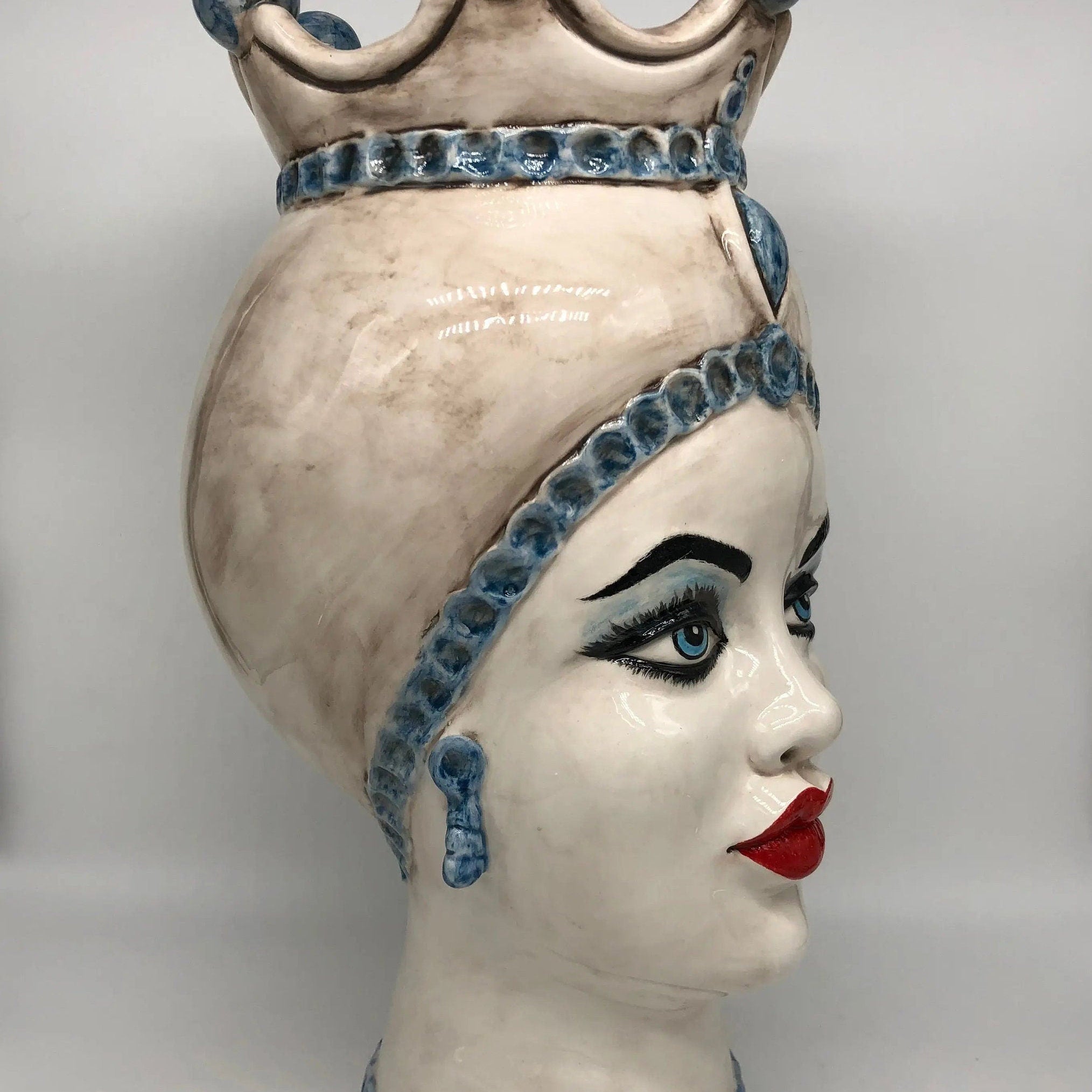 Teste di Moro Luis Ceramica Caltagirone cm H.44 L.23 Artigianale Turbante Liscio Écru Azzurro DD CERAMICHE SICILIANE