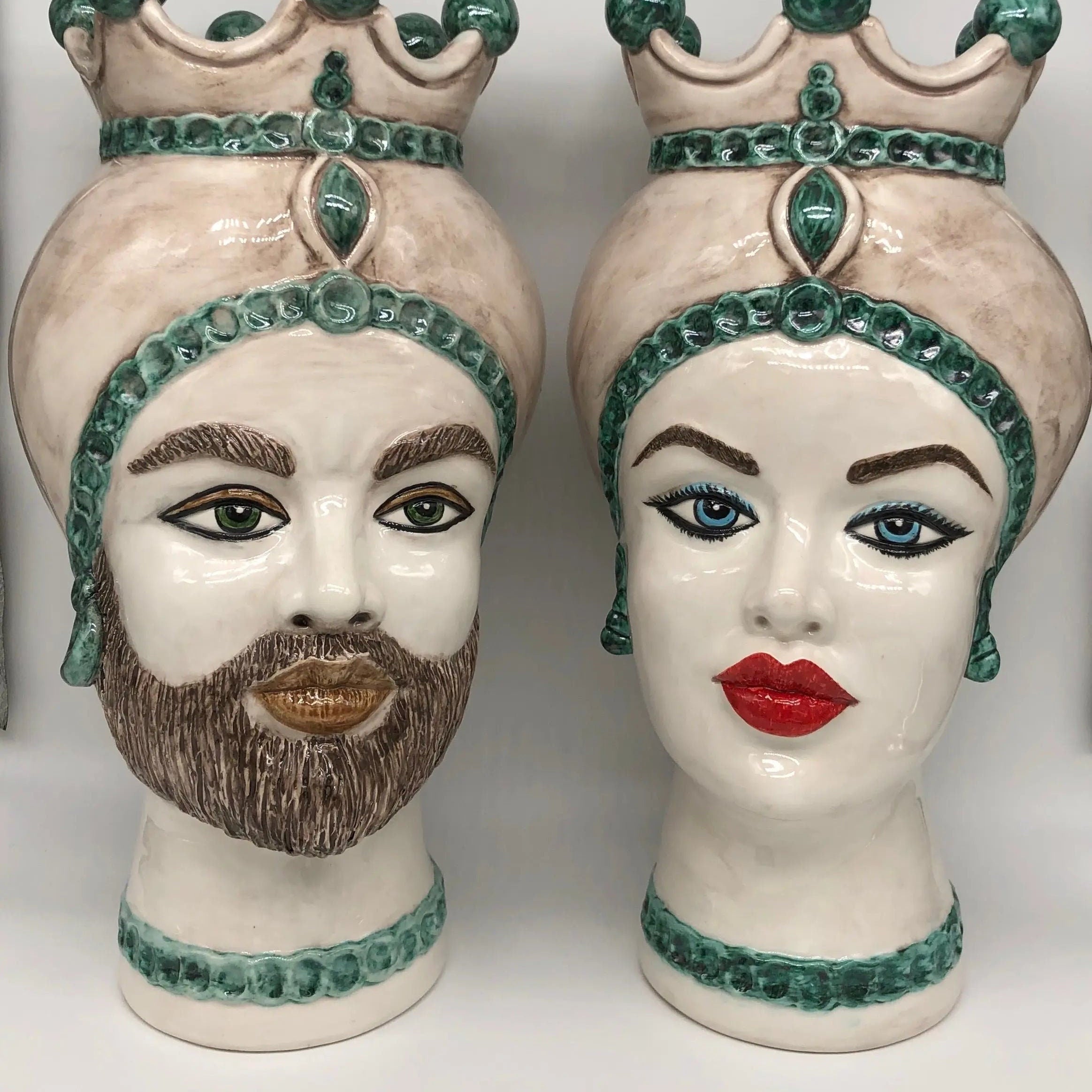 Teste di Moro Luis Ceramica Caltagirone cm H.44 L.23 Artigianale Turbante Liscio Écru Verde DD CERAMICHE SICILIANE