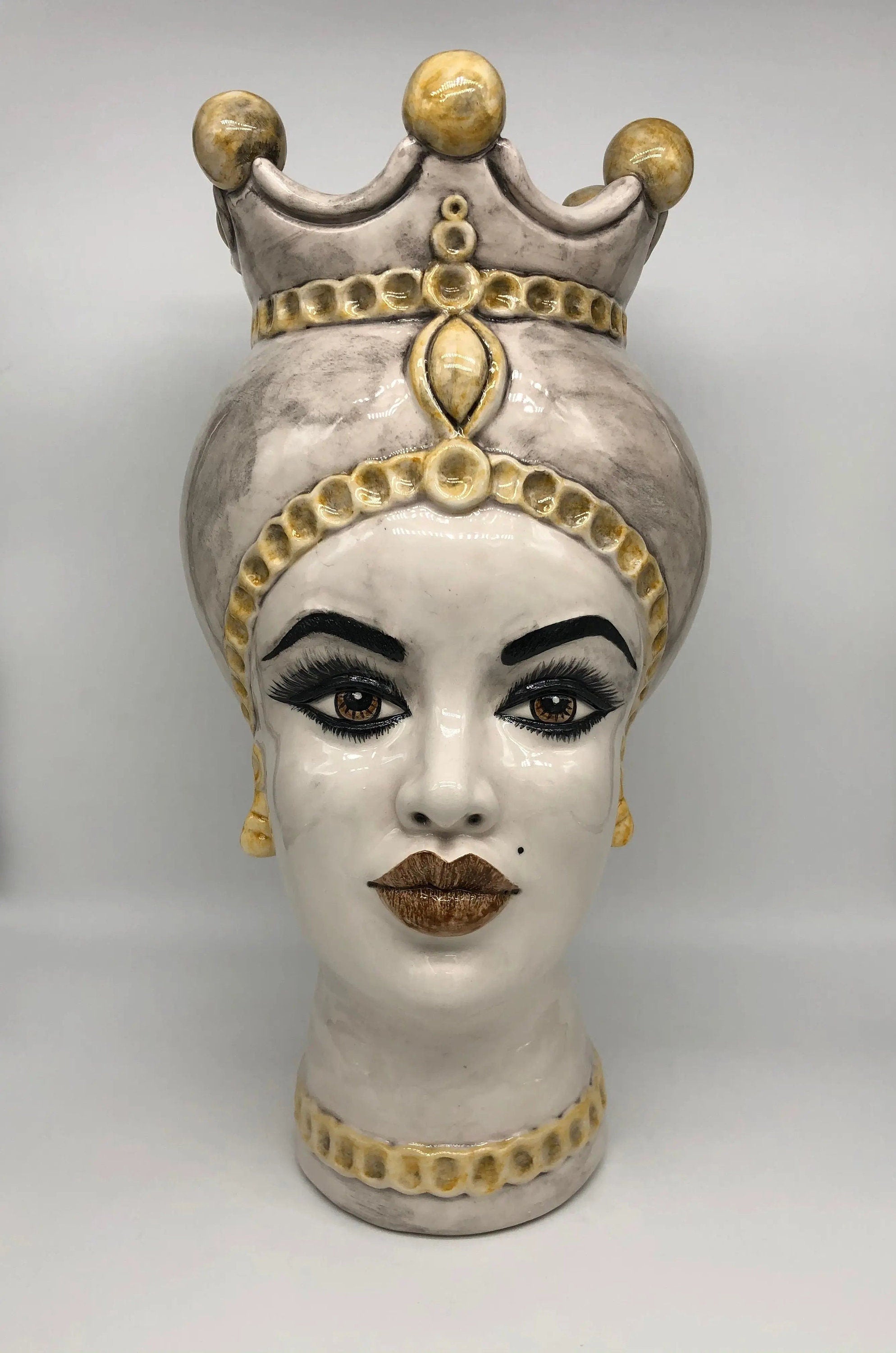 Teste di Moro Luis Ceramica Caltagirone cm H.44 L.23 Artigianale Turbante Liscio Écru Giallo DD CERAMICHE SICILIANE