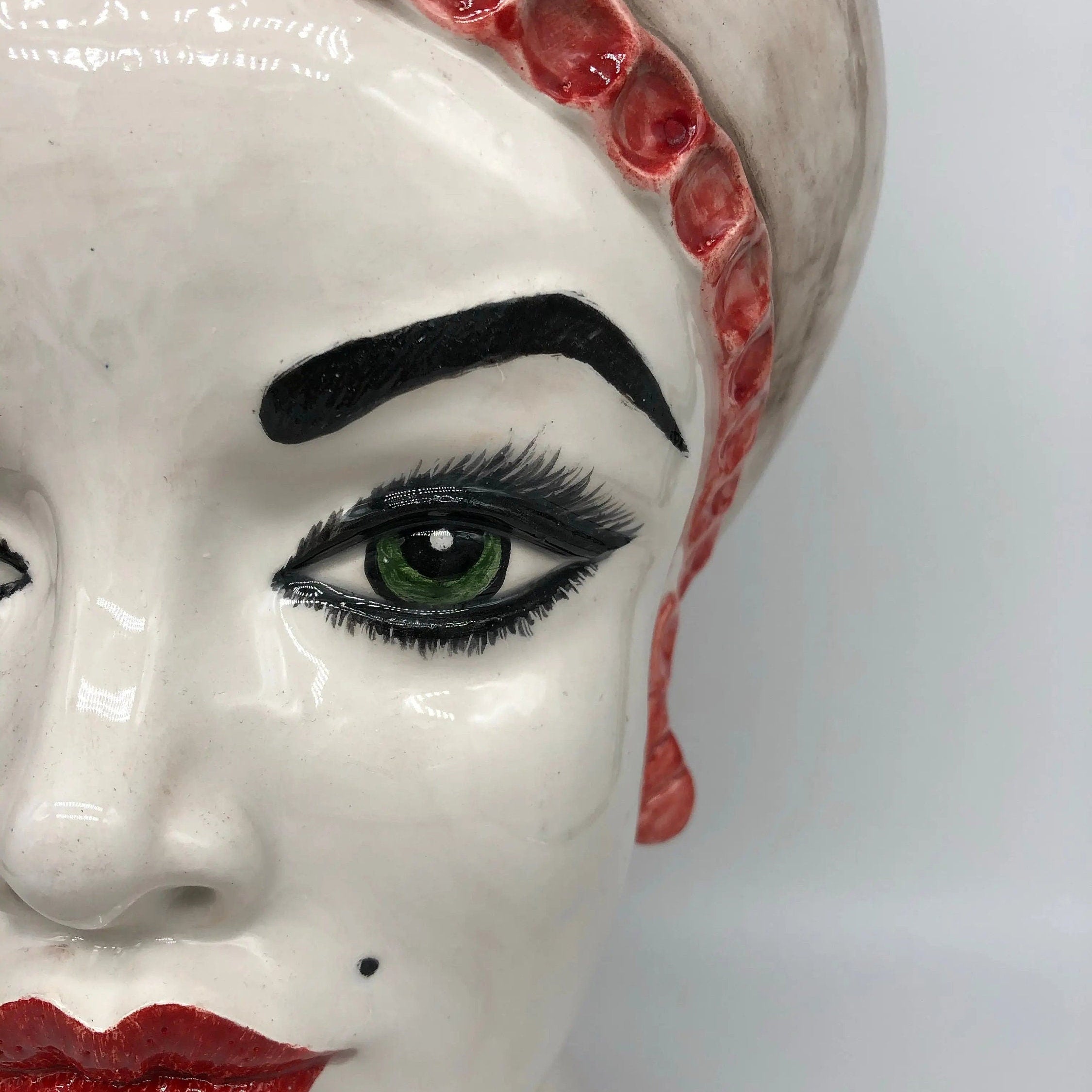 Teste di Moro Luis Ceramica Caltagirone cm H.44 L.23 Artigianale Turbante Liscio Écru Rosso DD CERAMICHE SICILIANE