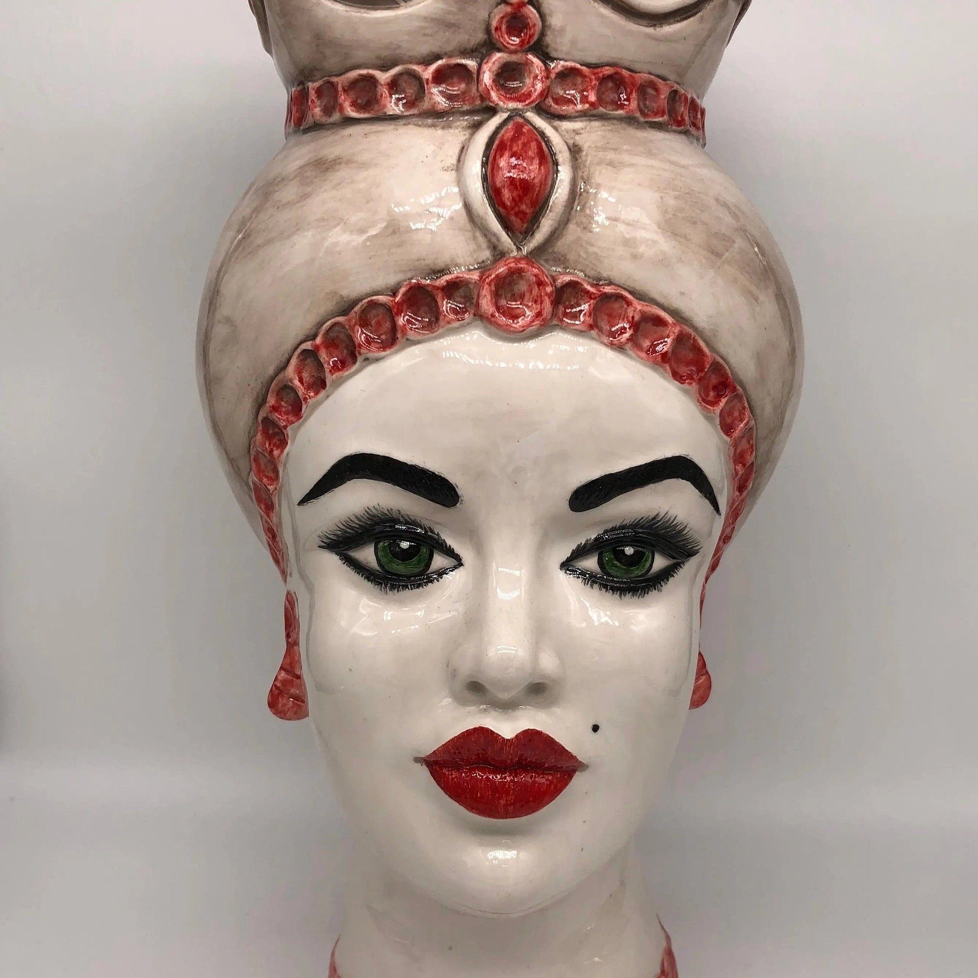 Teste di Moro Luis Ceramica Caltagirone cm H.44 L.23 Artigianale Turbante Liscio Écru Rosso DD CERAMICHE SICILIANE