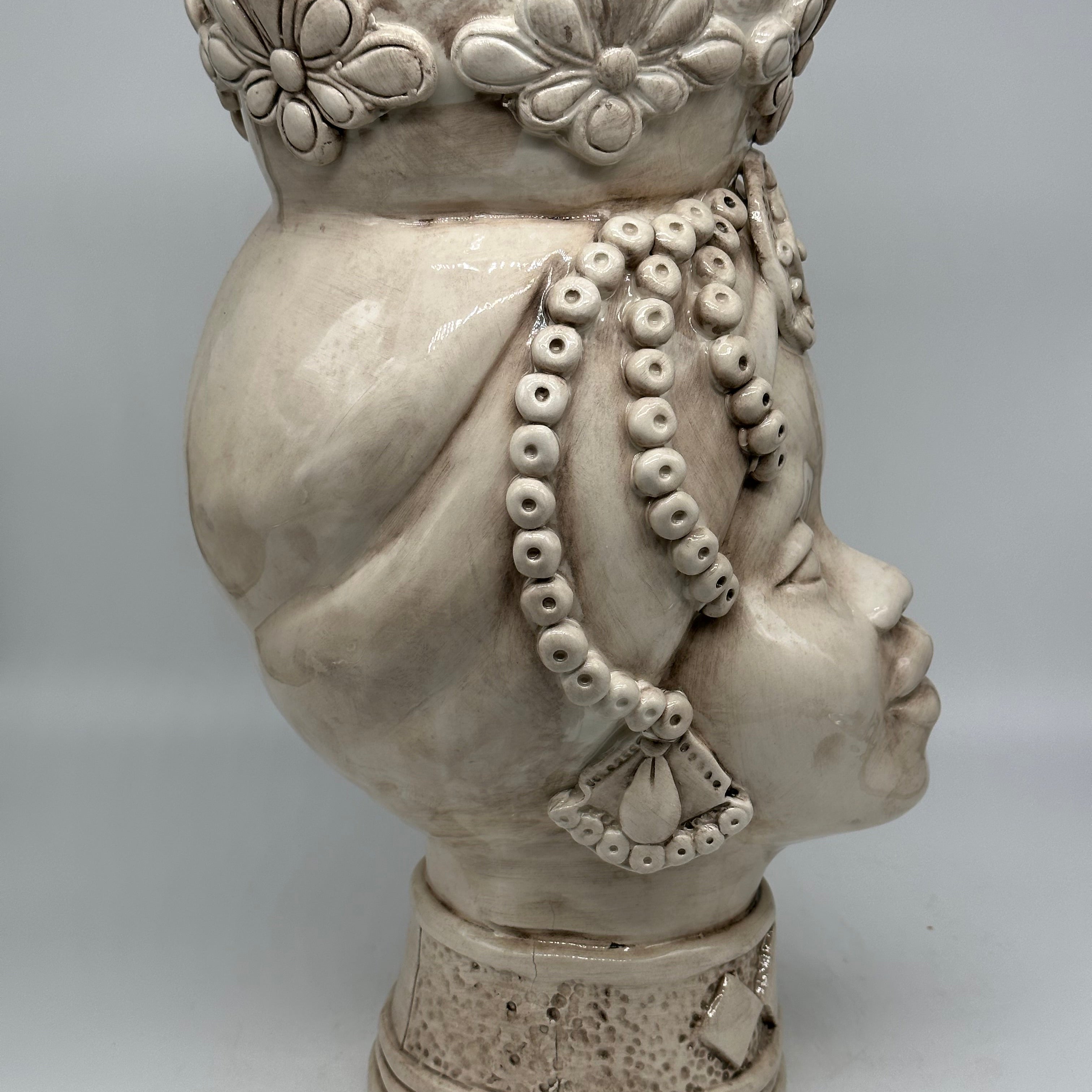 Teste di Moro Masai Ceramica Caltagirone cm H.38 L.21 Artigianale Beige - TESTE DI MORO