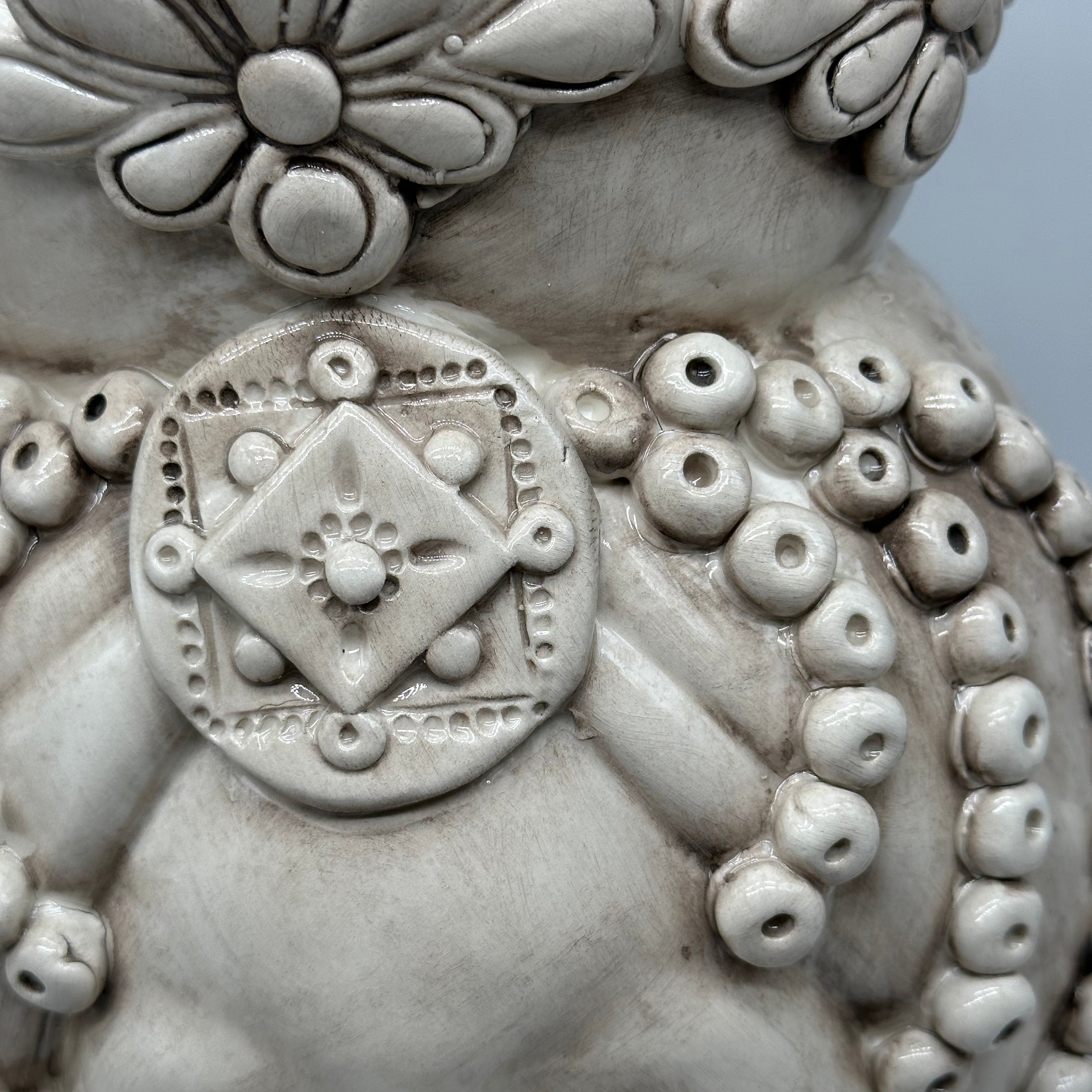 Teste di Moro Masai Ceramica Caltagirone cm H.38 L.21 Artigianale Beige - TESTE DI MORO