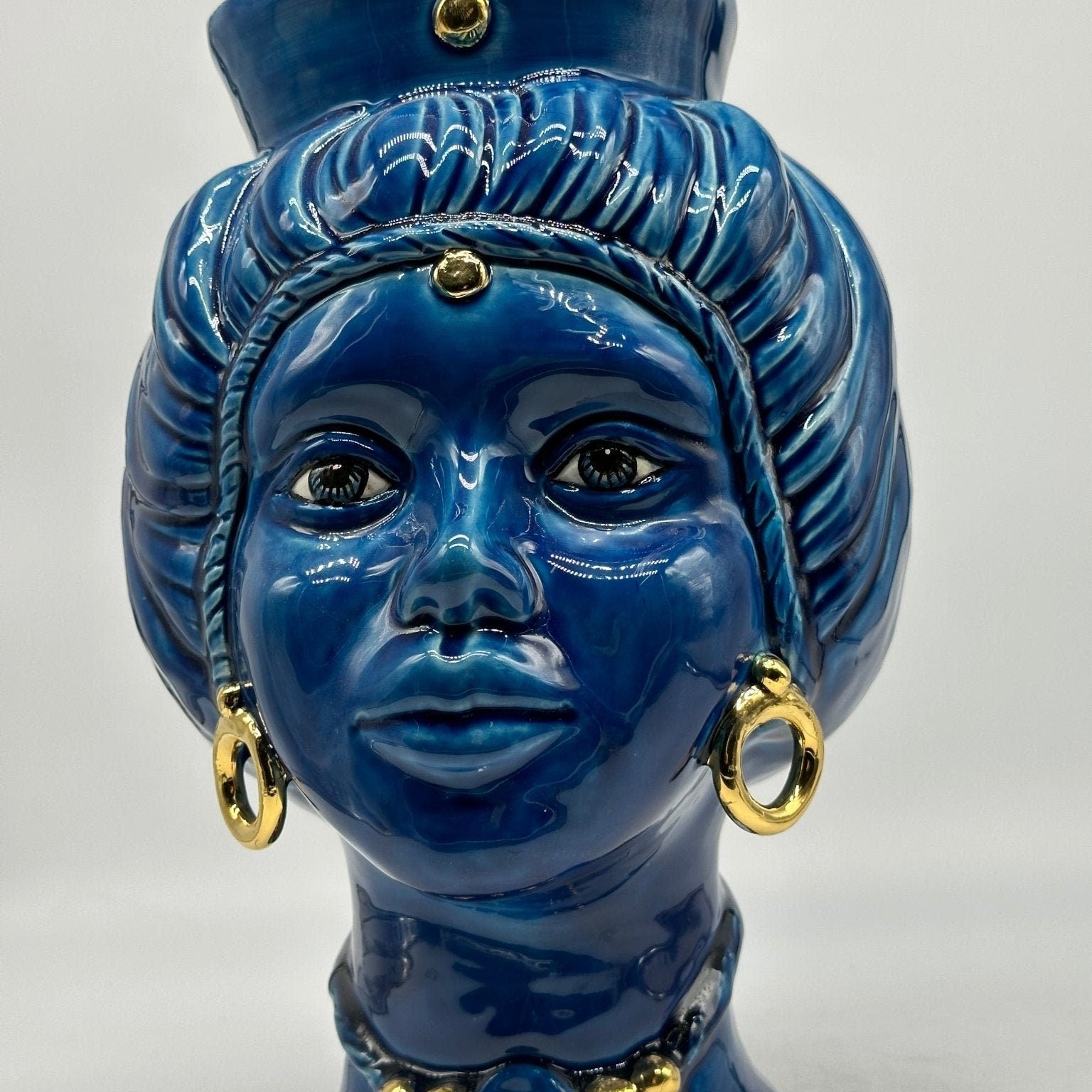 Teste di Moro Mediterraneo Ceramica Caltagirone cm H.29 L.22 Artigianale Blu Oro - DD CERAMICHE SICILIANE