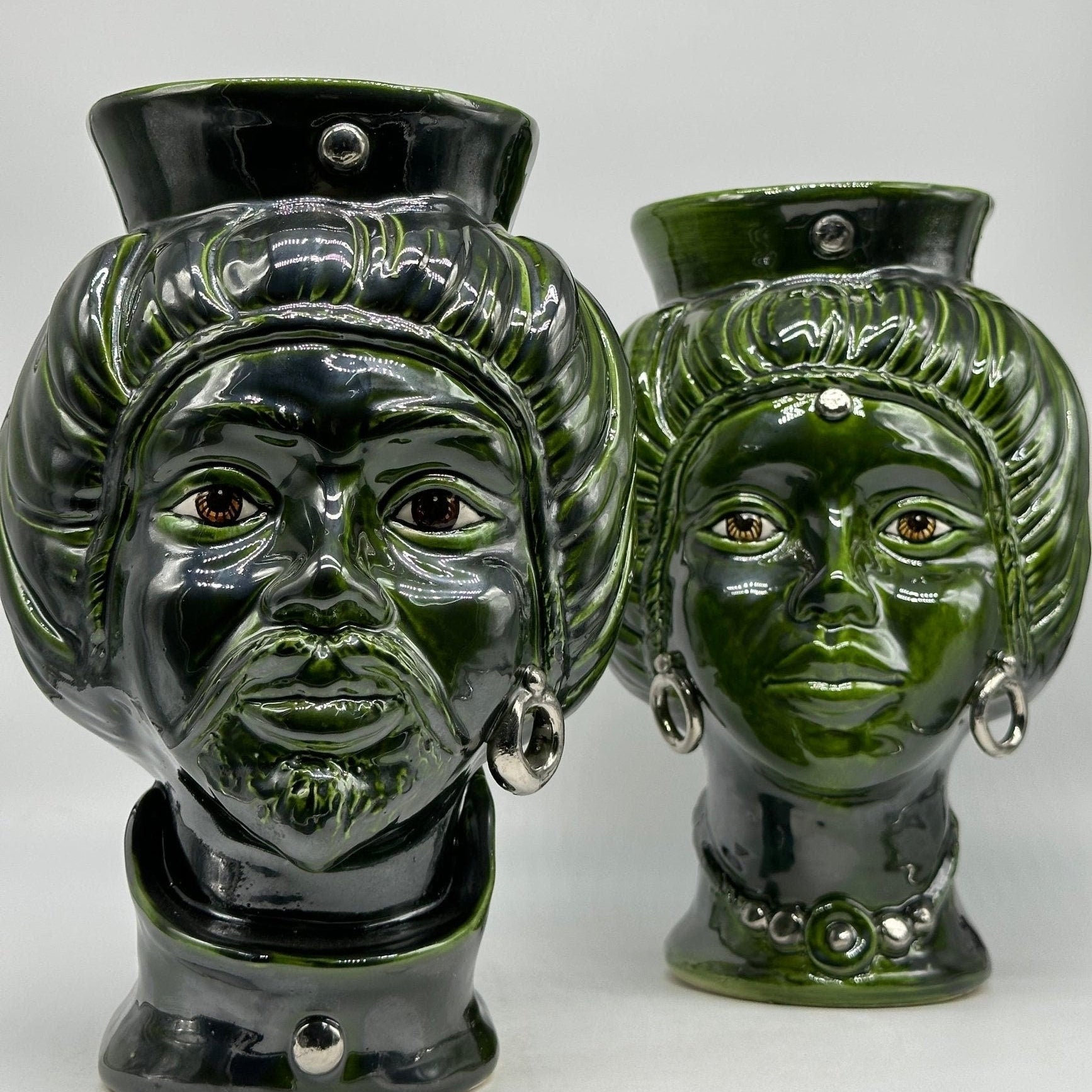 Teste di Moro Mediterraneo Ceramica Caltagirone cm H.29 L.22 Artigianale Verde Platino - DD CERAMICHE SICILIANE