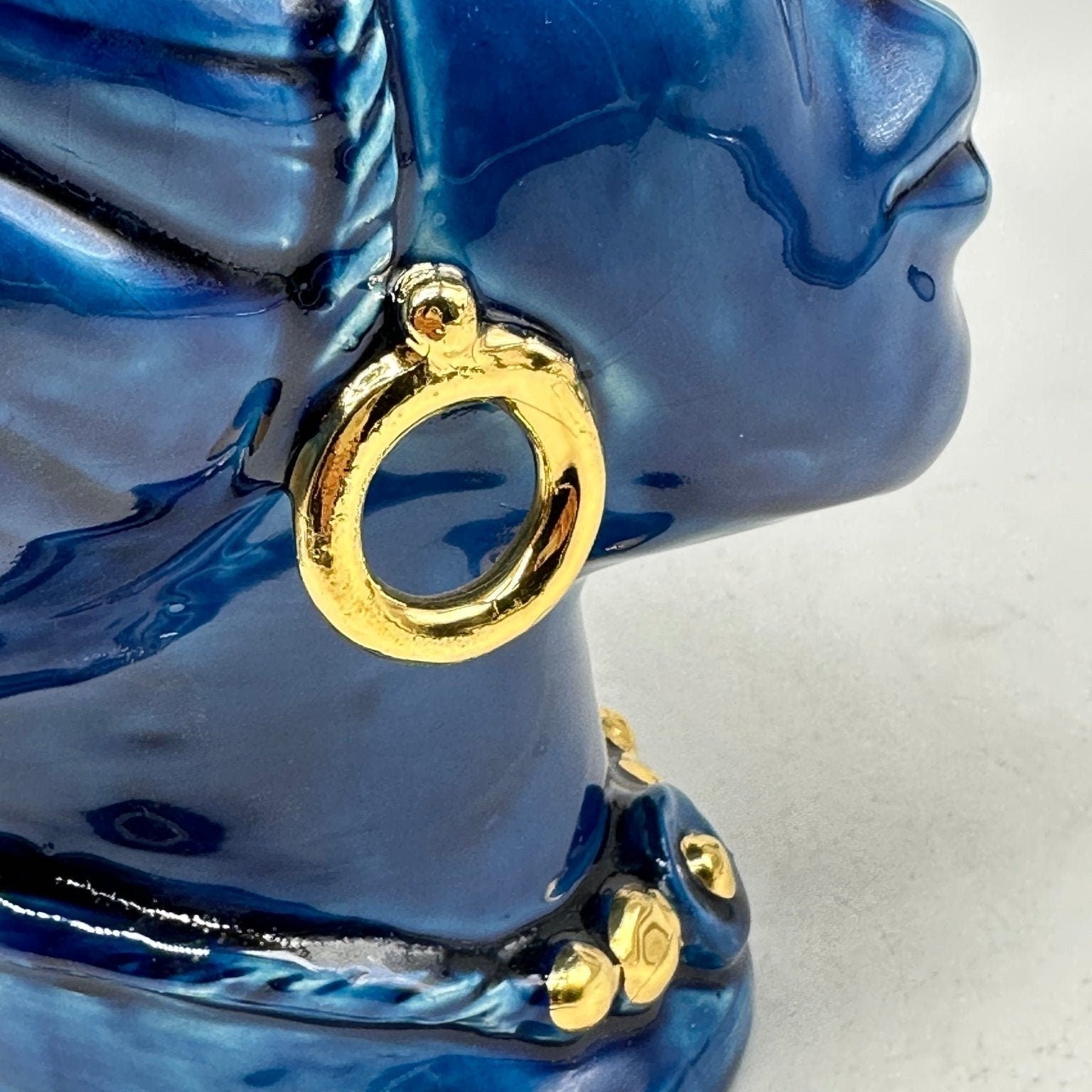 Teste di Moro Mediterraneo Ceramica Caltagirone cm H.29 L.22 Artigianale Blu Oro - DD CERAMICHE SICILIANE