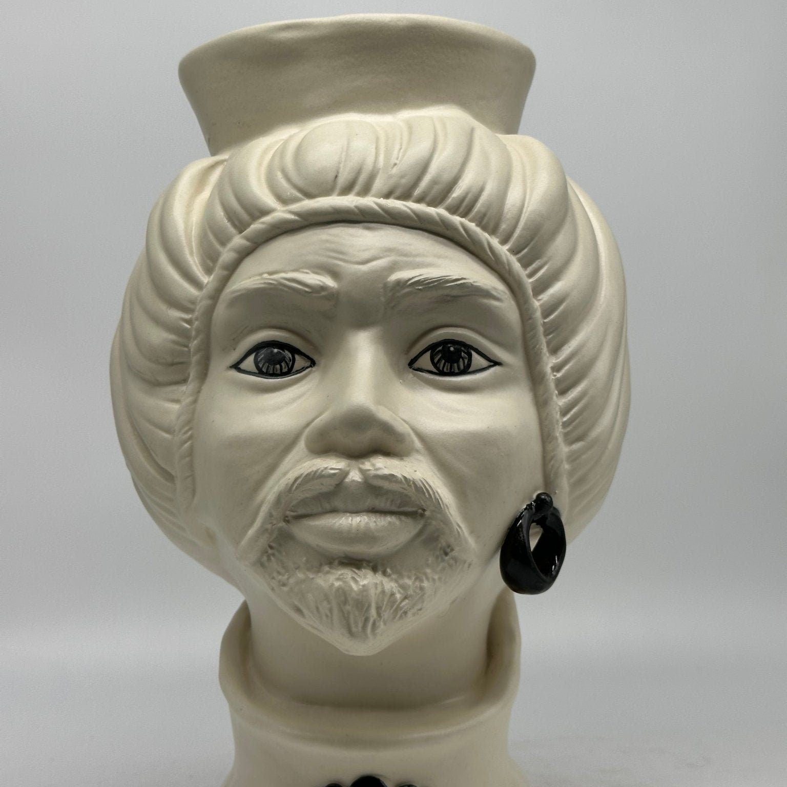 Teste di Moro Mediterraneo Ceramica Caltagirone cm H.29 L.22 Artigianale Bianco Opaco - DD CERAMICHE SICILIANE