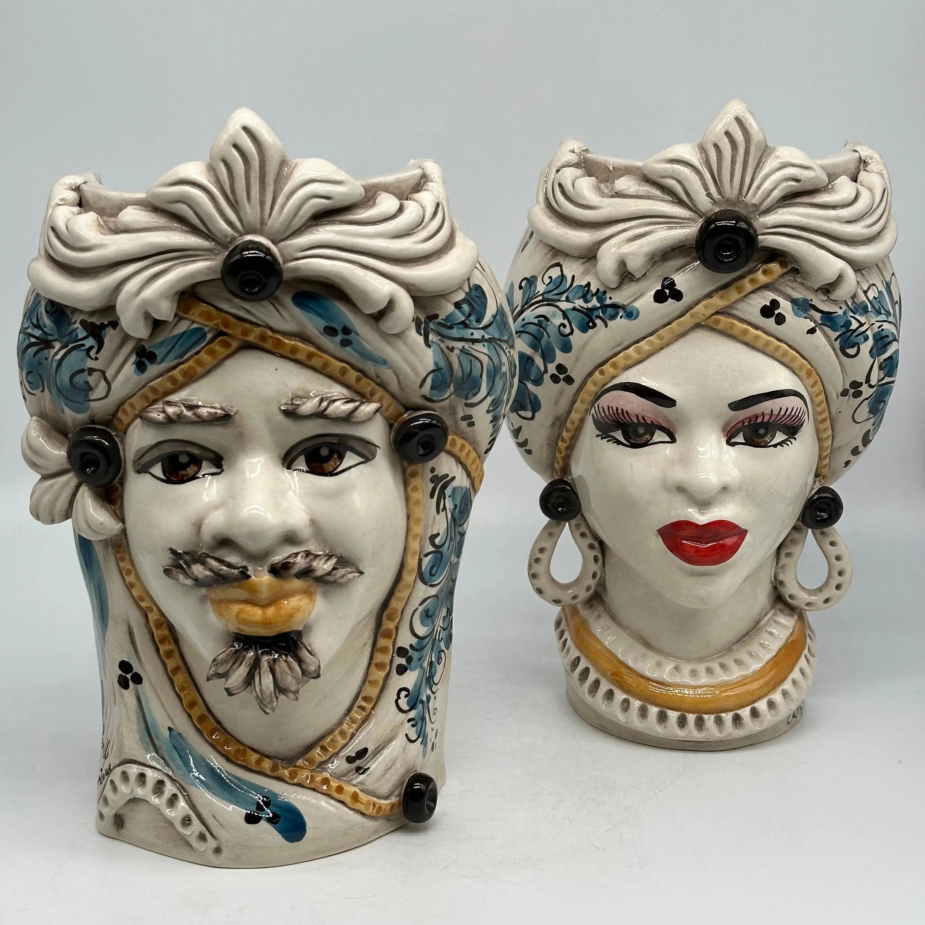 Teste di Moro Moresca Applique Ceramica Caltagirone cm H.28 L.20 Barocco Ocra Blu DD CERAMICHE SICILIANE