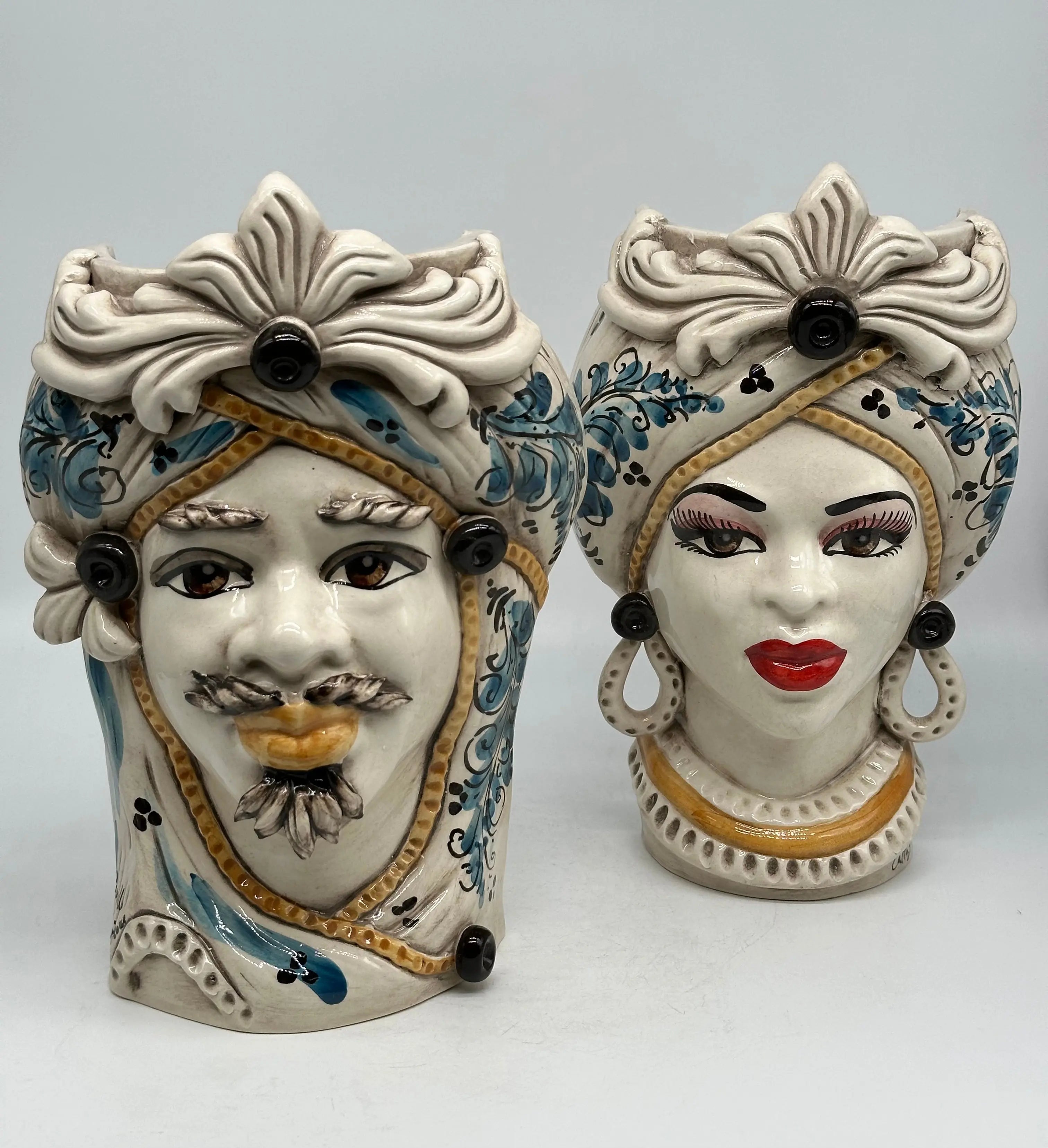 Teste di Moro Moresca Applique Ceramica Caltagirone cm H.28 L.20 Barocco Ocra Blu DD CERAMICHE SICILIANE