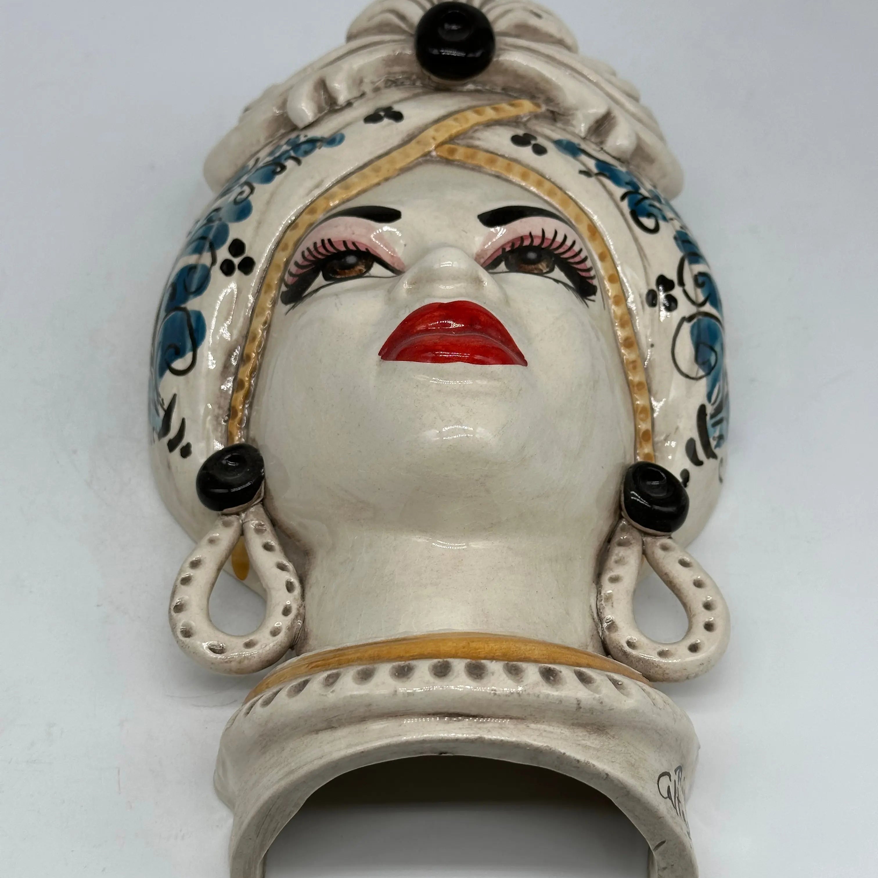 Teste di Moro Moresca Applique Ceramica Caltagirone cm H.28 L.20 Barocco Ocra Blu DD CERAMICHE SICILIANE