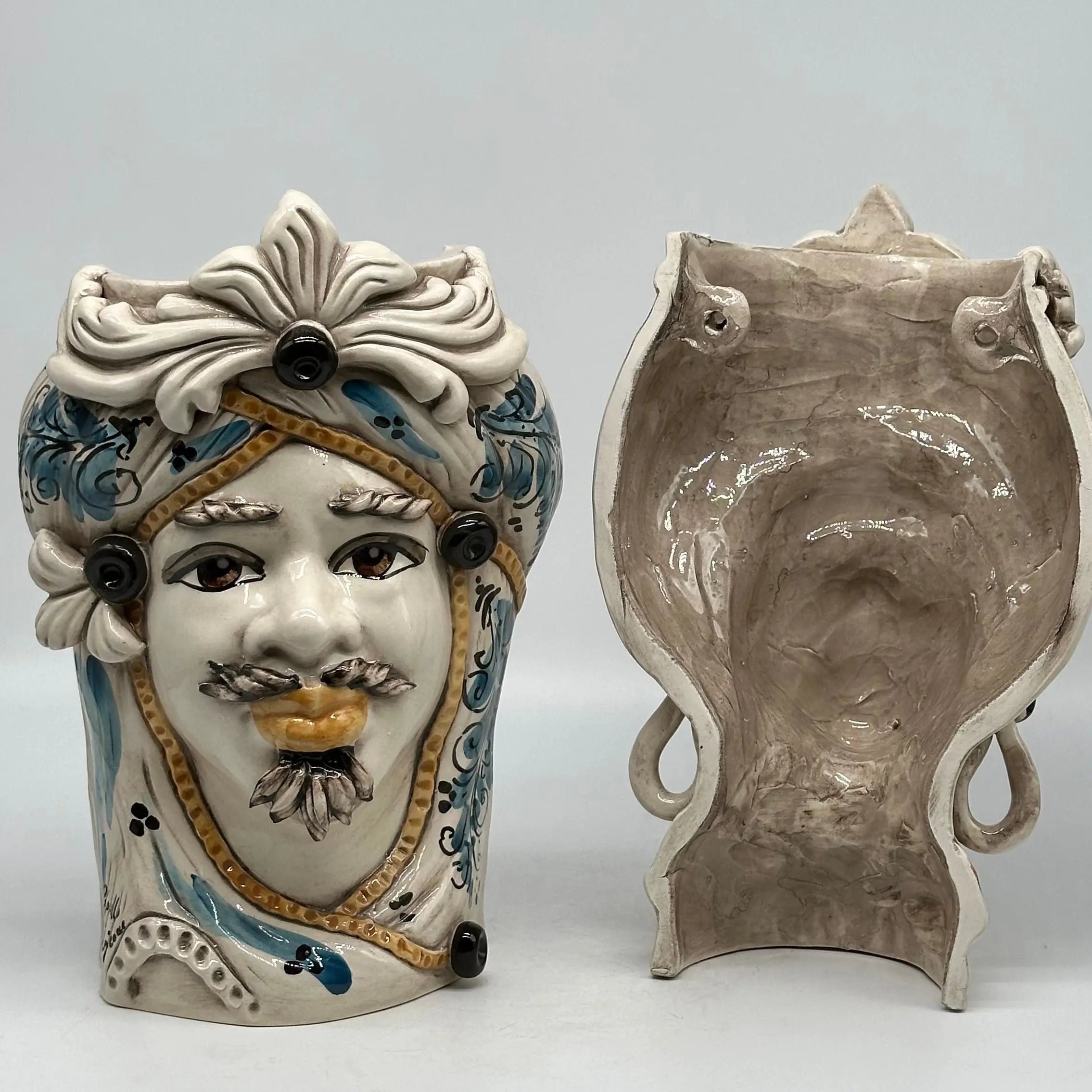 Teste di Moro Moresca Applique Ceramica Caltagirone cm H.28 L.20 Barocco Ocra Blu DD CERAMICHE SICILIANE