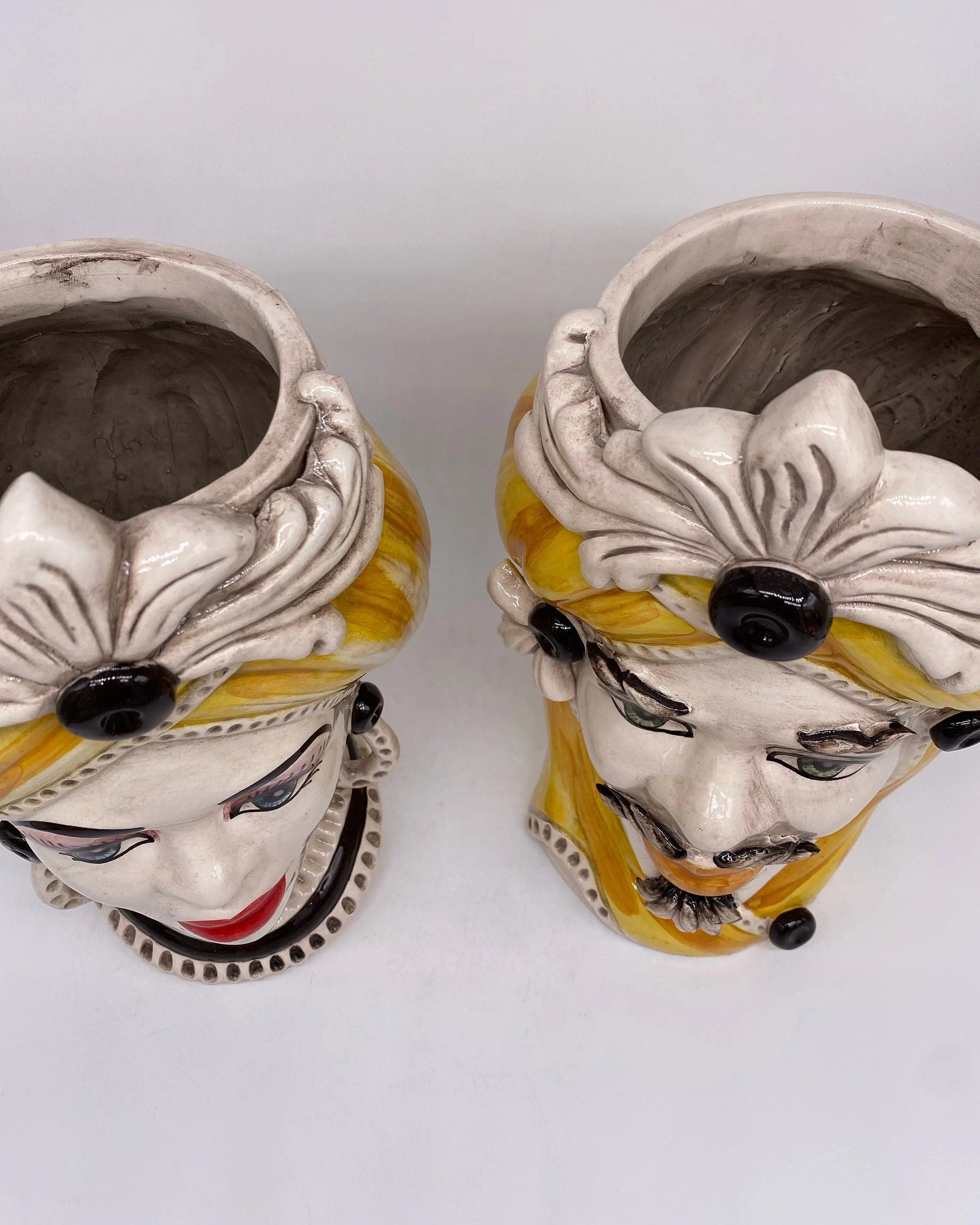 Teste di Moro Moresca Ceramica Caltagirone cm H.28 L.19 Artigianale Turbante Ocra DD CERAMICHE SICILIANE