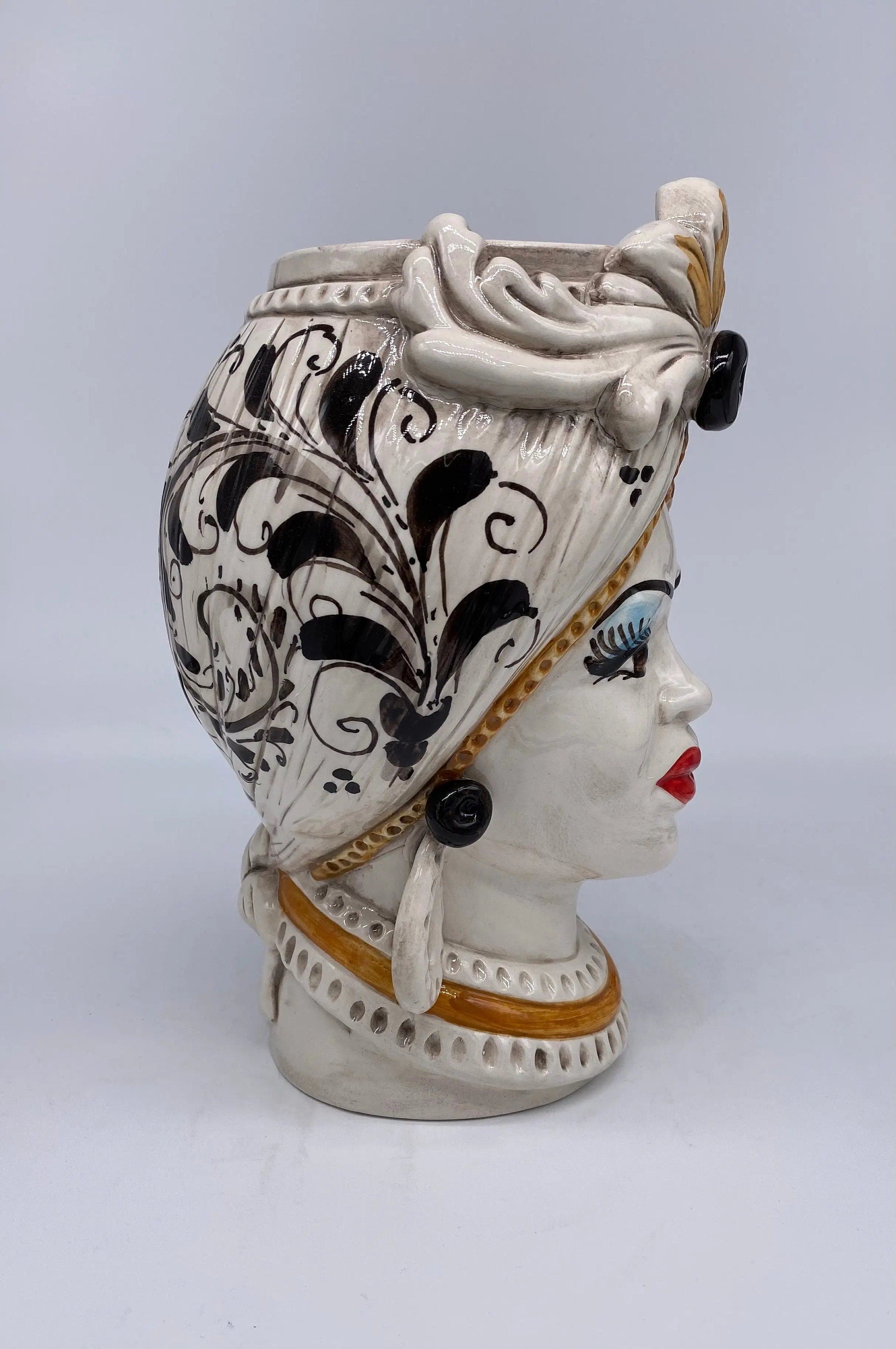 Teste di Moro Moresca Ceramica Caltagirone cm H.28 L.19 Artigianale Barocco Ocra DD CERAMICHE SICILIANE
