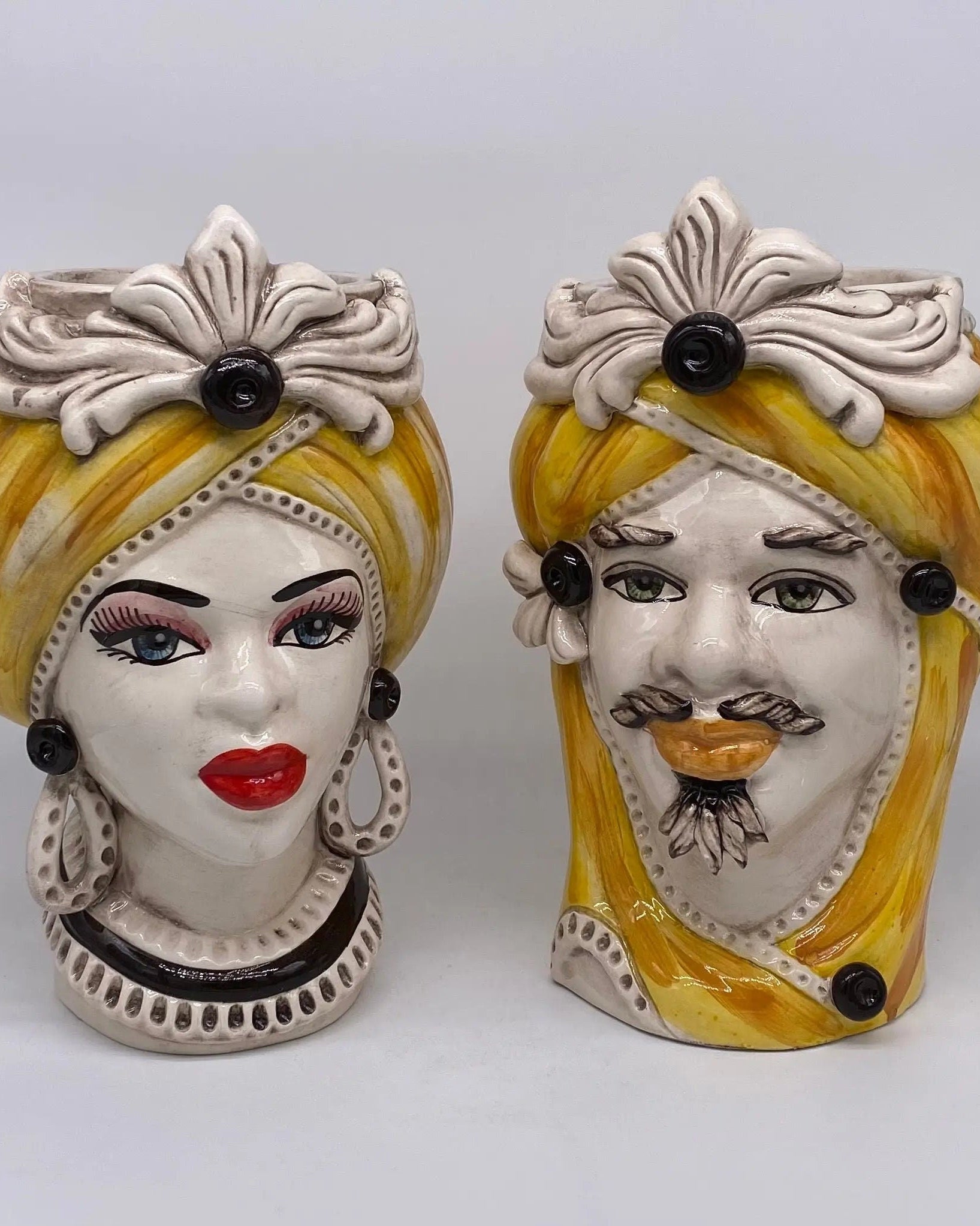 Teste di Moro Moresca Ceramica Caltagirone cm H.28 L.19 Artigianale Turbante Ocra DD CERAMICHE SICILIANE