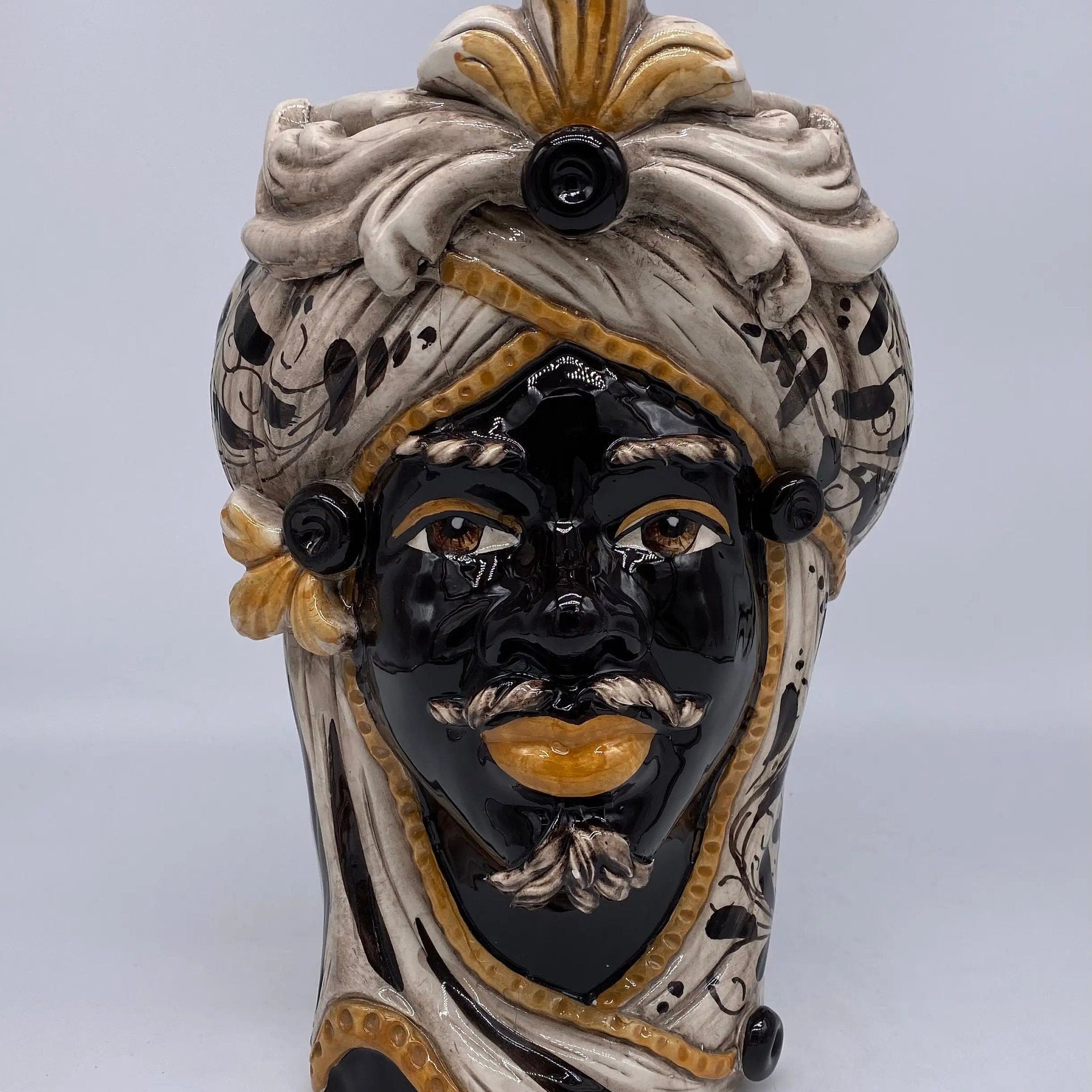 Teste di Moro Moresca Ceramica Caltagirone cm H.28 L.19 Artigianale Barocco Ocra DD CERAMICHE SICILIANE