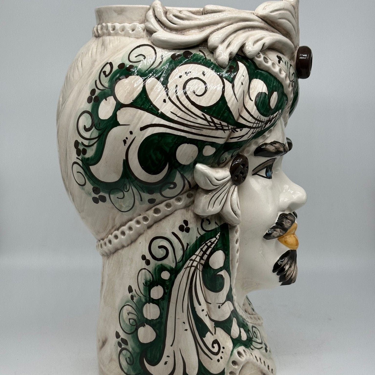 Teste di Moro Moresca Ceramica Caltagirone cm H.40 L.24 Artigianale Barocco Verde Prato - DD CERAMICHE SICILIANE