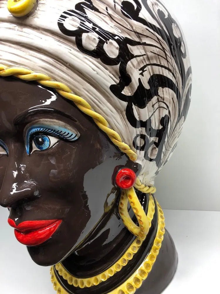 Teste di Moro Moresca Ceramica Caltagirone cm H.49 L.33 Artigianale Decorazione Barocco dettagli Giallo DD CERAMICHE SICILIANE