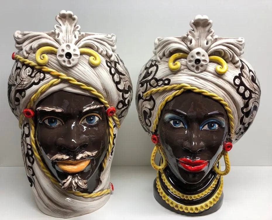 Teste di Moro Moresca Ceramica Caltagirone cm H.49 L.33 Artigianale Decorazione Barocco dettagli Giallo DD CERAMICHE SICILIANE