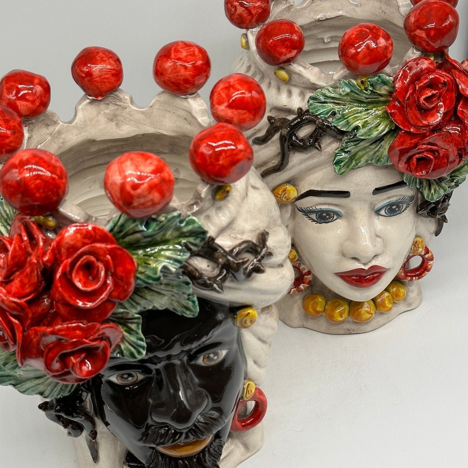 Teste di Moro Rose Rosse Ceramica Caltagirone cm H.30 L.23 Artigianale - DD CERAMICHE SICILIANE