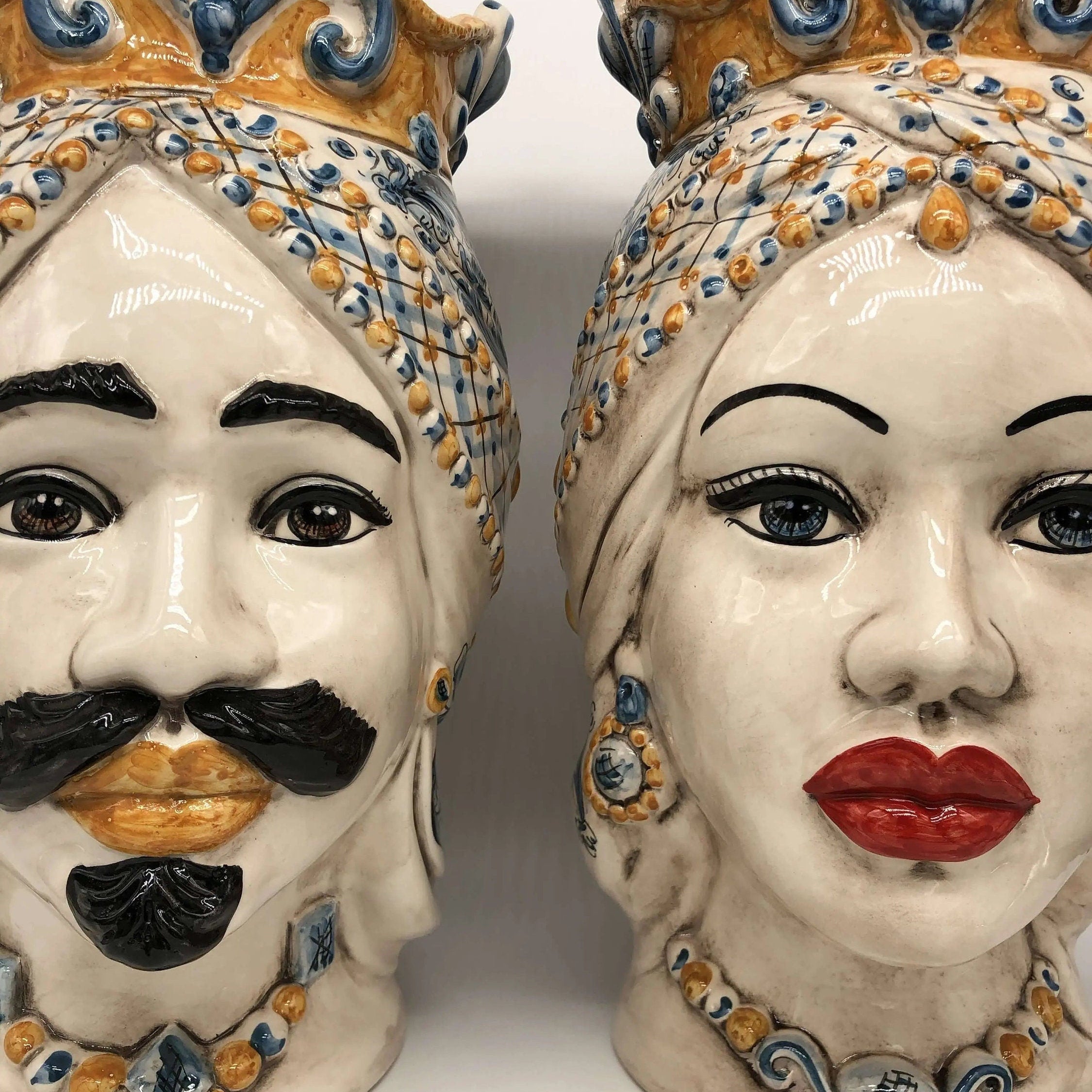 Teste di Moro Saturno Ceramica Caltagirone cm H.37 L.22 Artigianale Barocco Ocra Blu DD CERAMICHE SICILIANE