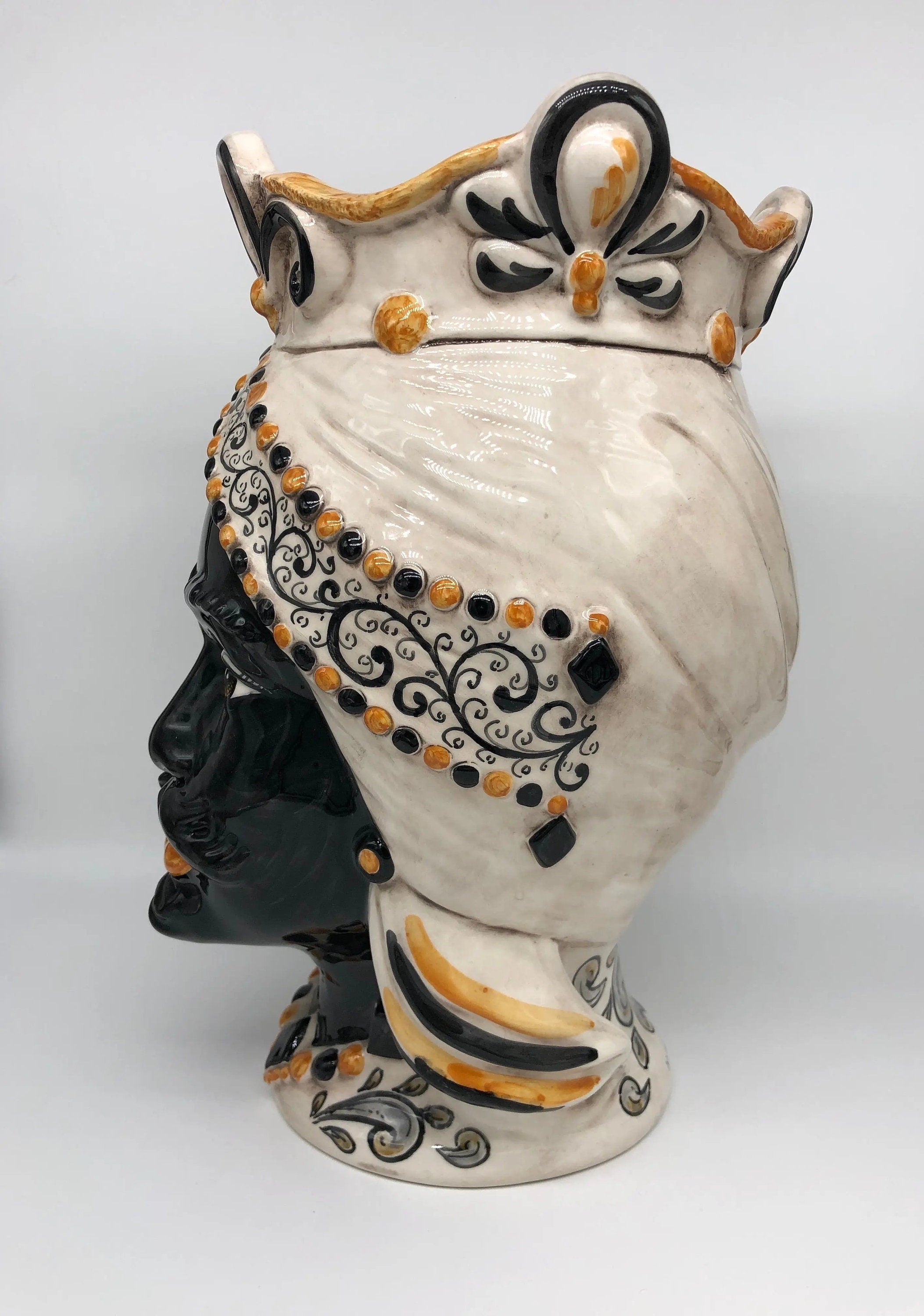 Teste di Moro Saturno Ceramica Caltagirone cm H.37 L.22 Artigianale Barocco Ocra Nero DD CERAMICHE SICILIANE