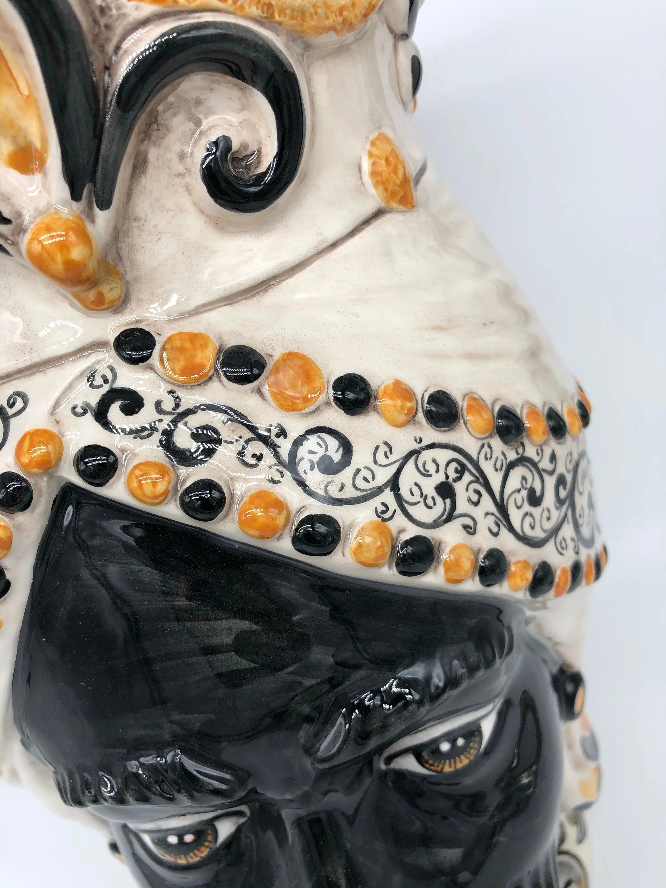 Teste di Moro Saturno Ceramica Caltagirone cm H.37 L.22 Artigianale Barocco Ocra Nero DD CERAMICHE SICILIANE