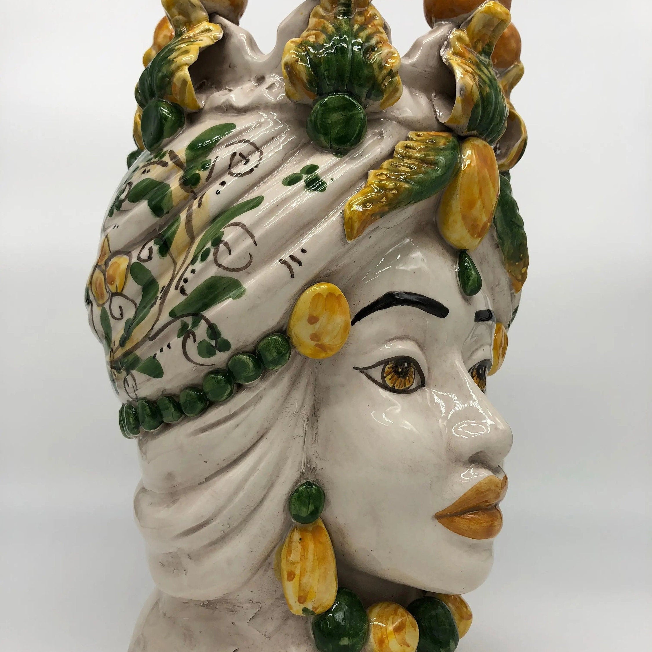 Teste di Moro Seicento Ceramica Caltagirone cm H.30 L.20 Artigianale Verde Giallo DD CERAMICHE SICILIANE