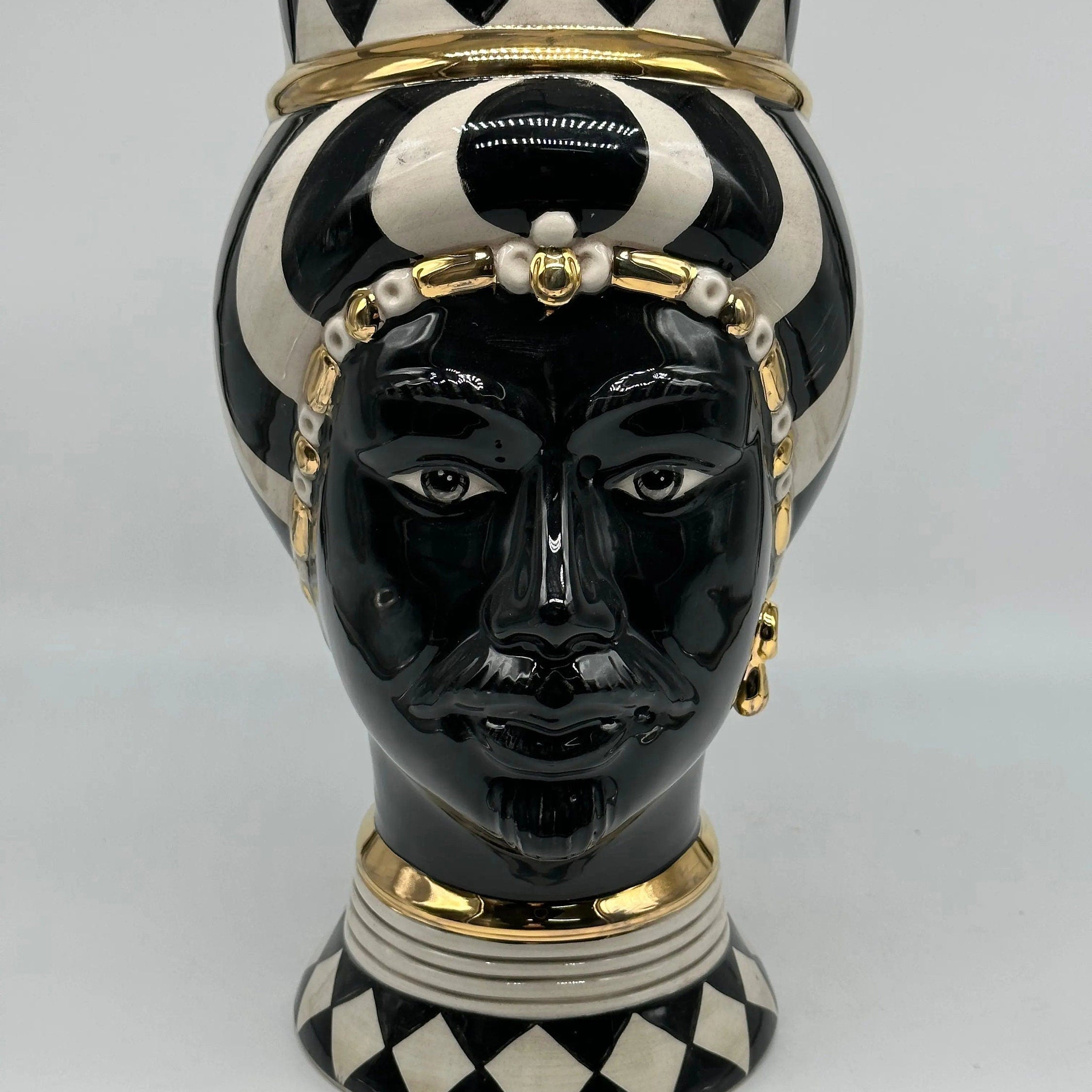 Teste di Moro Token Ceramica Caltagirone cm H.31 L.18 Artigianale Bianco Nero Oro DD CERAMICHE SICILIANE