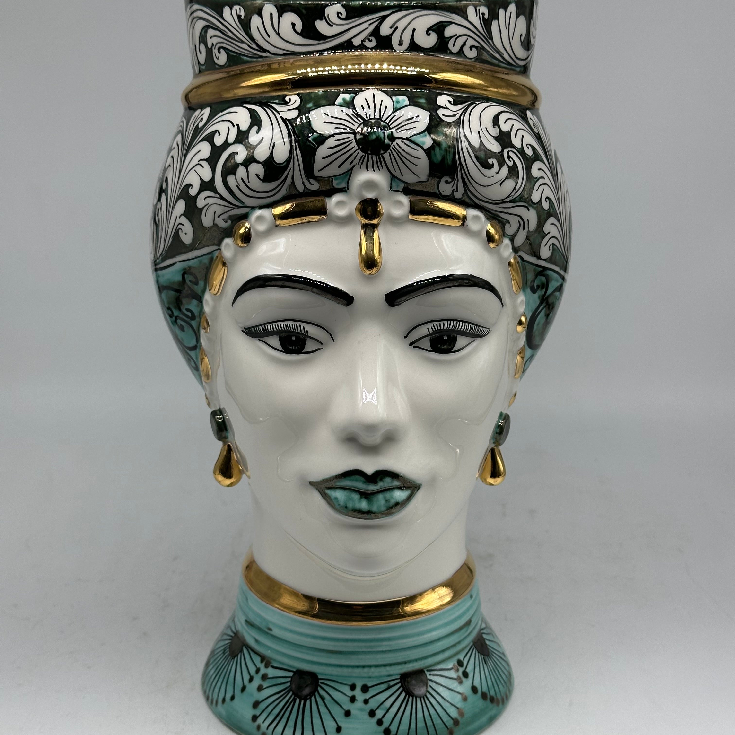 Teste di Moro Token Ceramica Caltagirone cm H.31 L.18 Artigianale Toni Verde Oro - Donna