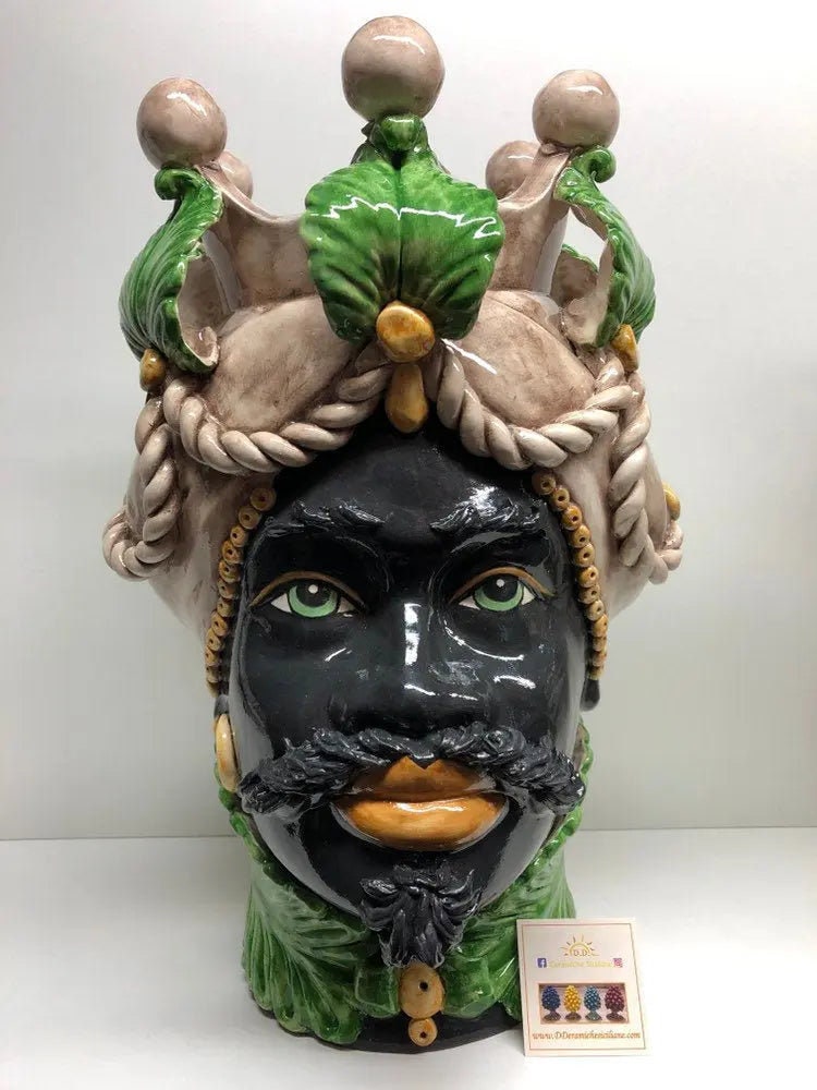 Teste di Moro Zefiro Ceramica Caltagirone cm H.43 L.26 Artigianale Écru Foglie Verde DD CERAMICHE SICILIANE