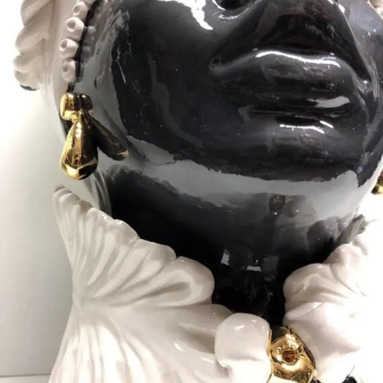 Teste di Moro Zefiro Ceramica Caltagirone cm H.43 L.26 Artigianale Bianco Nero Oro DD CERAMICHE SICILIANE
