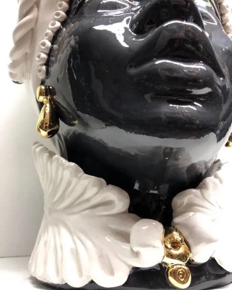 Teste di Moro Zefiro Ceramica Caltagirone cm H.43 L.26 Artigianale Bianco Nero Oro DD CERAMICHE SICILIANE