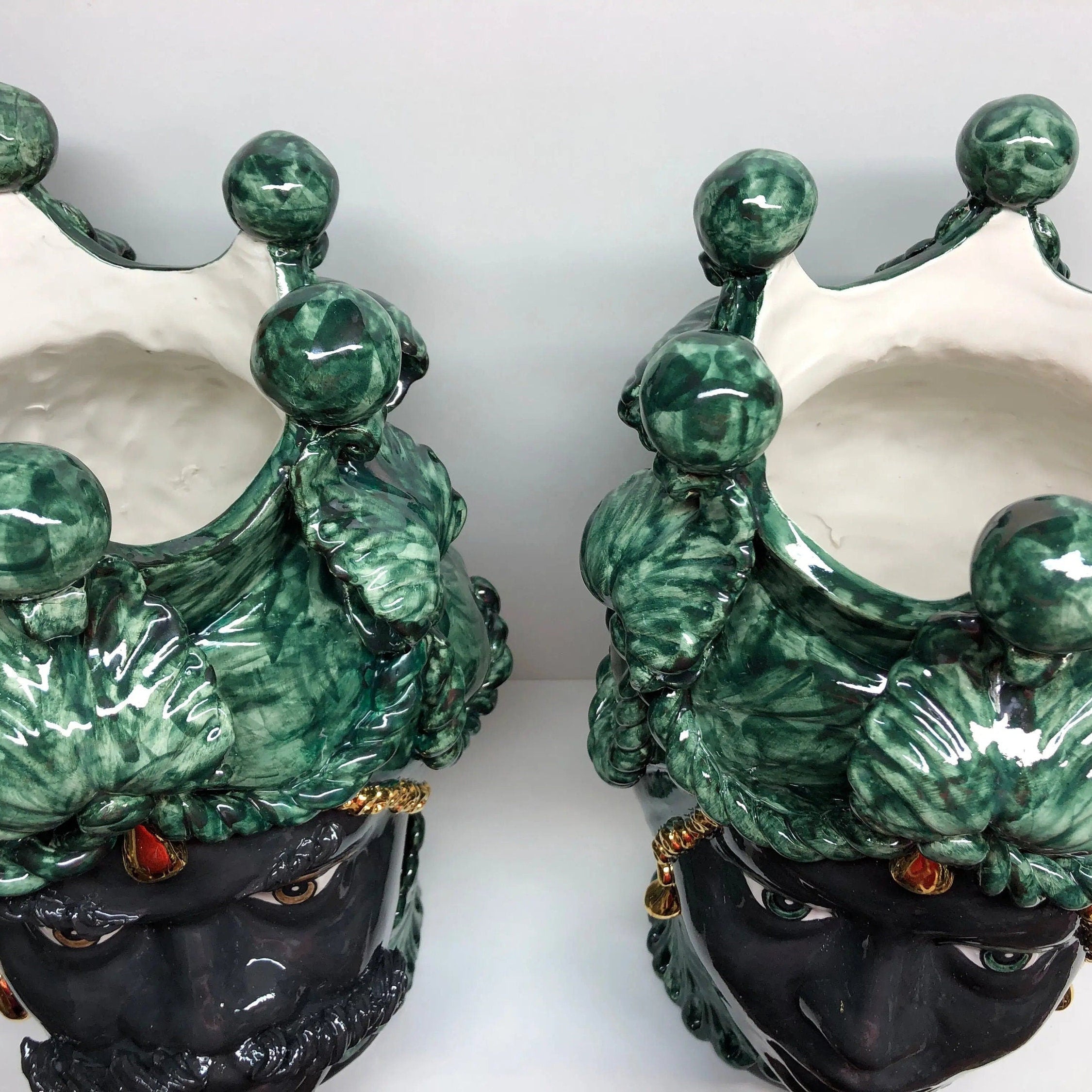 Teste di Moro Zefiro Ceramica Caltagirone cm H.43 L.26 Artigianale Verde Nero Oro DD CERAMICHE SICILIANE
