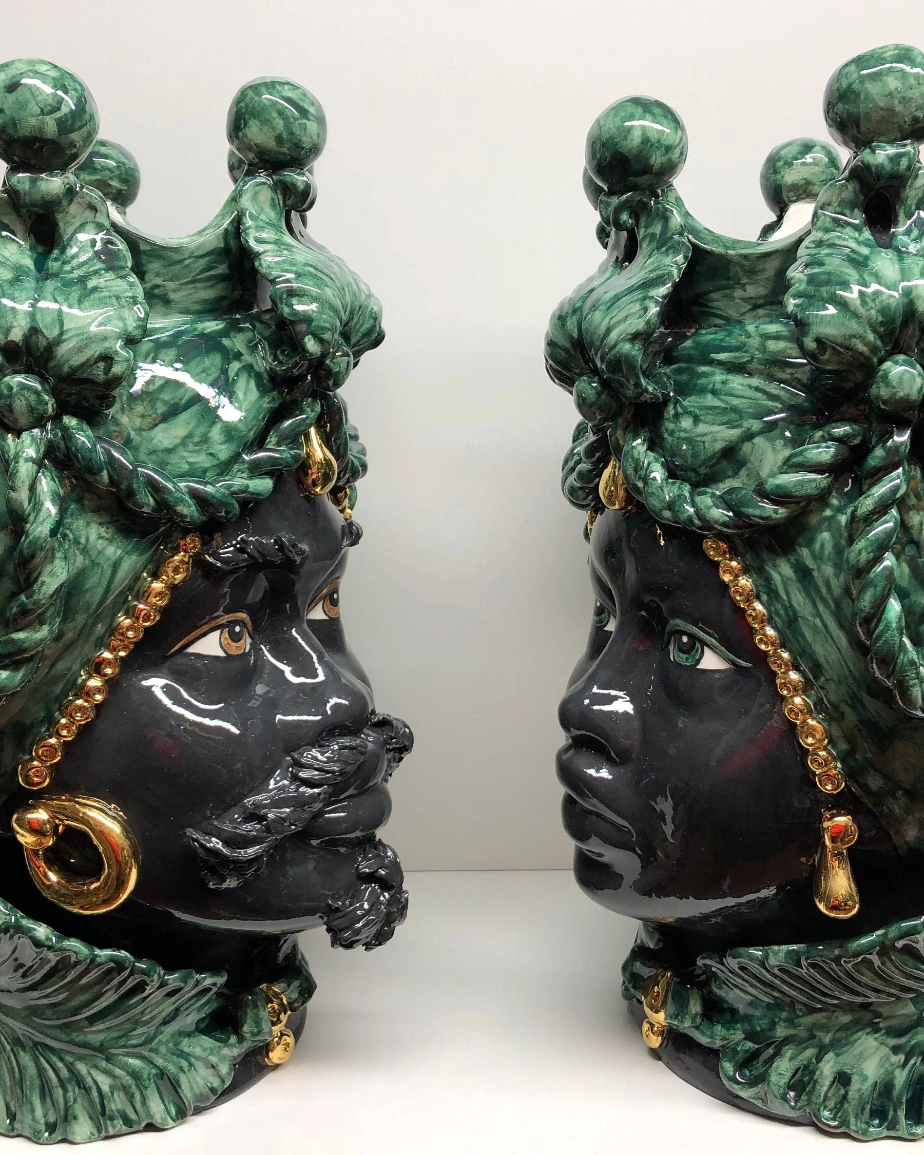 Teste di Moro Zefiro Ceramica Caltagirone cm H.43 L.26 Artigianale Verde Nero Oro DD CERAMICHE SICILIANE