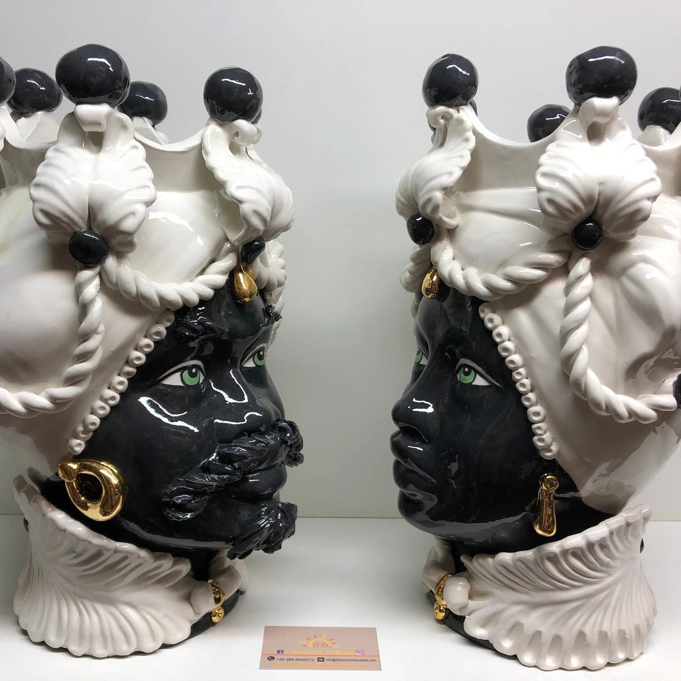 Teste di Moro Zefiro Ceramica Caltagirone cm H.43 L.26 Artigianale Bianco Nero Oro DD CERAMICHE SICILIANE