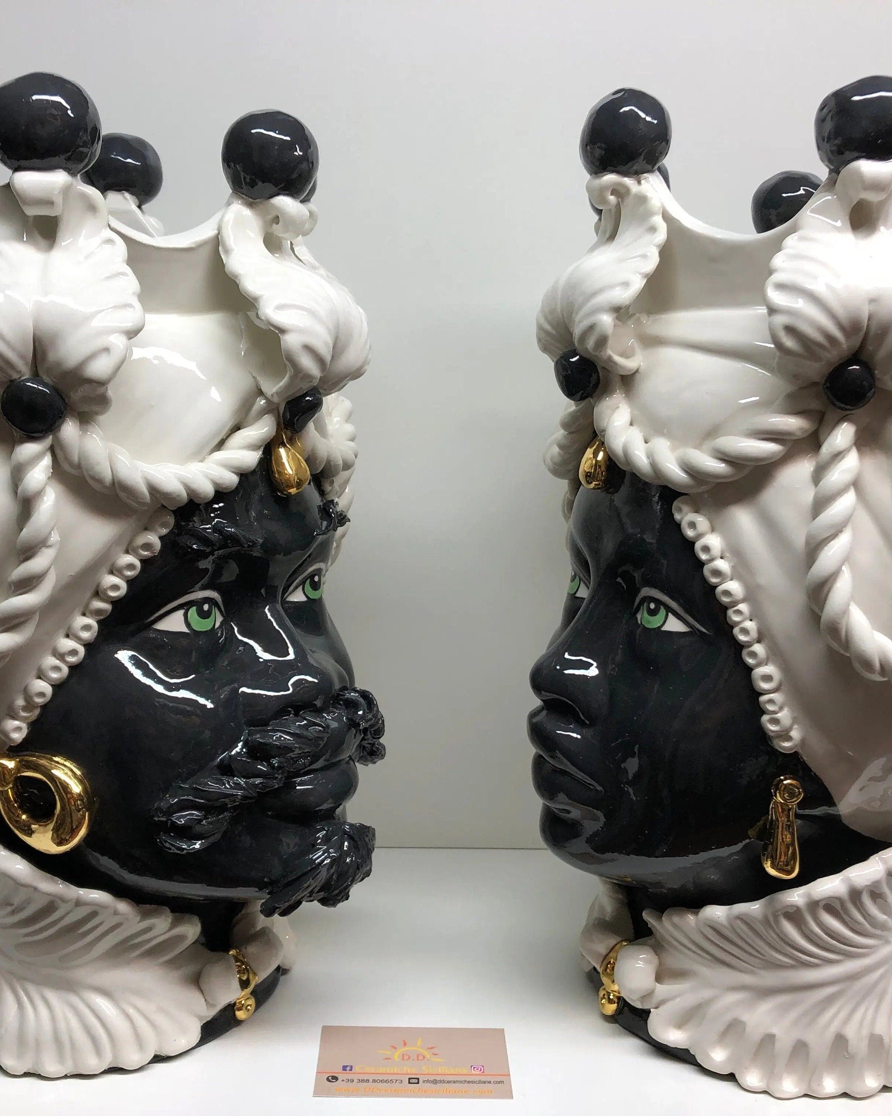 Teste di Moro Zefiro Ceramica Caltagirone cm H.43 L.26 Artigianale Bianco Nero Oro DD CERAMICHE SICILIANE