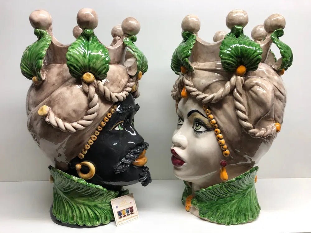 Teste di Moro Zefiro Ceramica Caltagirone cm H.43 L.26 Artigianale Écru Foglie Verde DD CERAMICHE SICILIANE