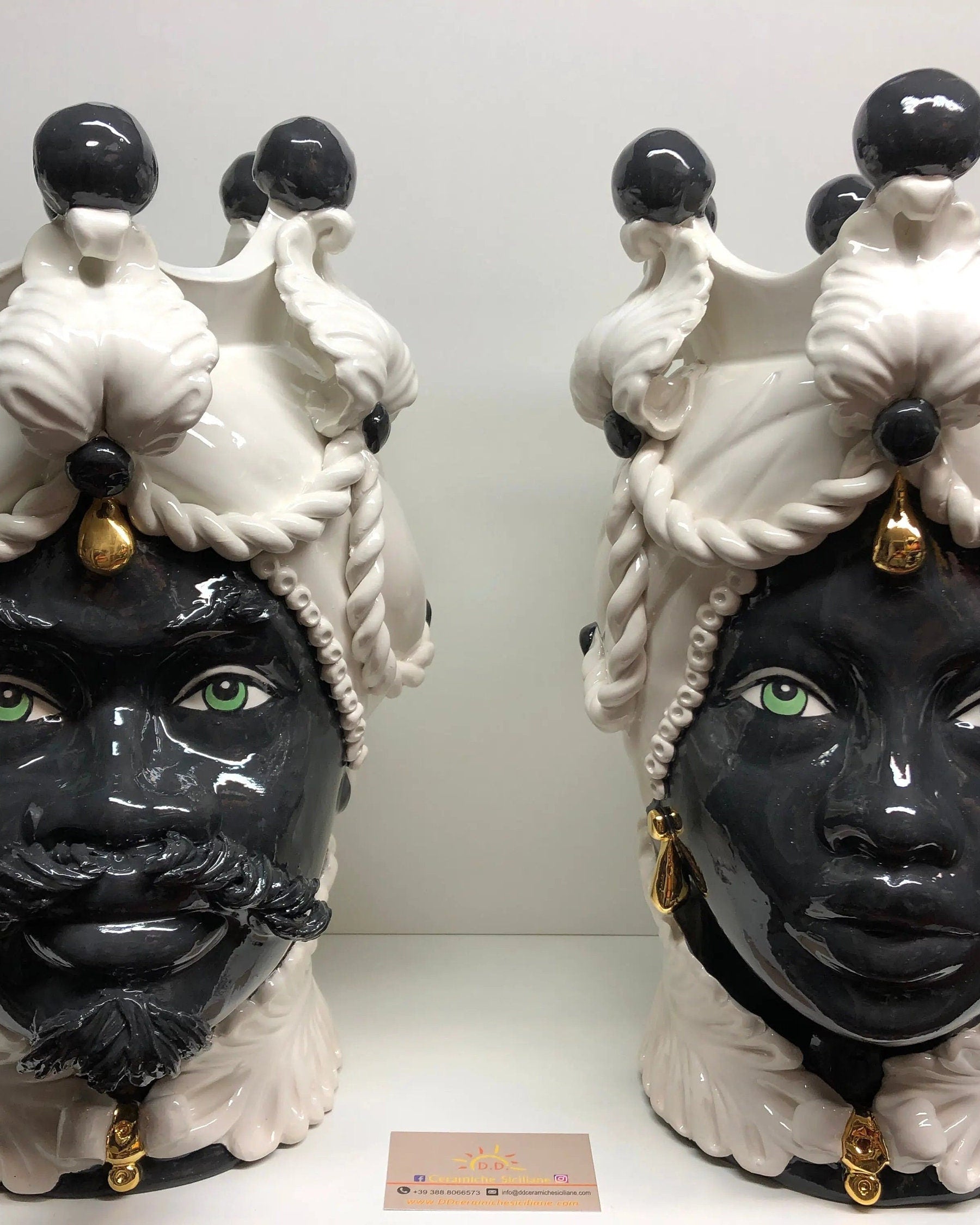 Teste di Moro Zefiro Ceramica Caltagirone cm H.43 L.26 Artigianale Bianco Nero Oro DD CERAMICHE SICILIANE