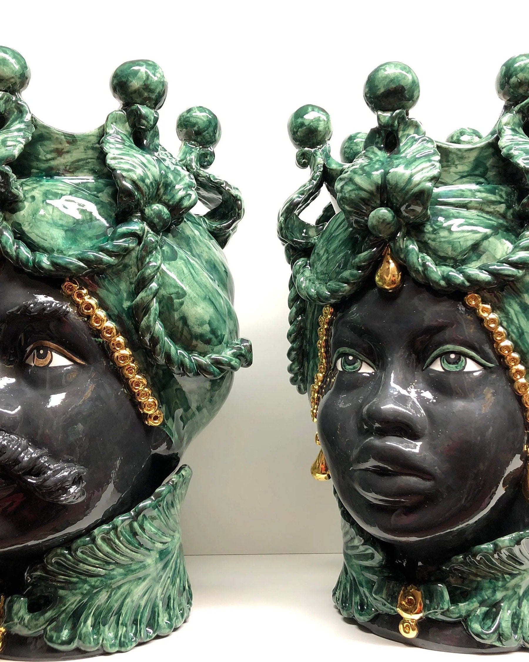 Teste di Moro Zefiro Ceramica Caltagirone cm H.43 L.26 Artigianale Verde Nero Oro DD CERAMICHE SICILIANE