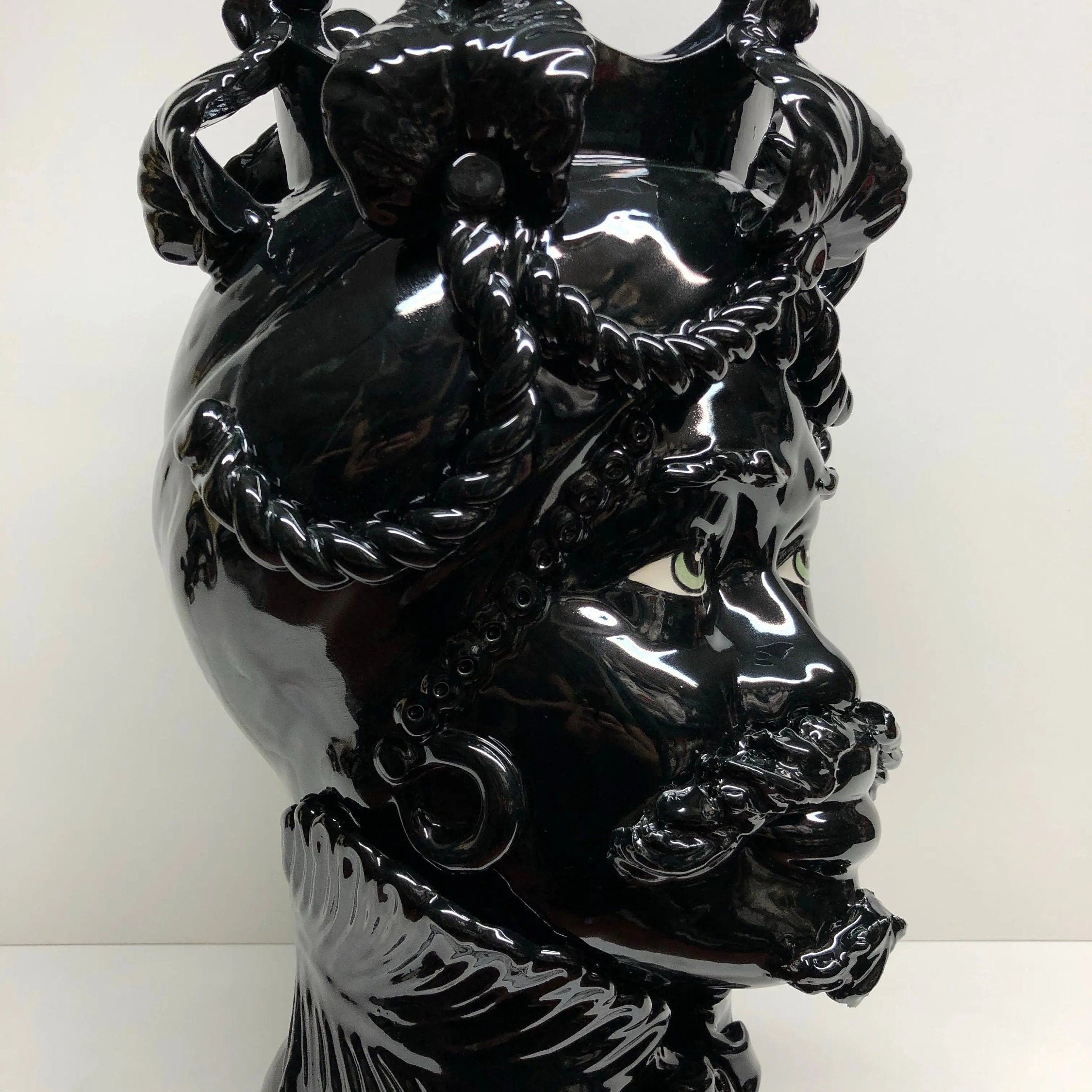 Teste di Moro Zefiro Ceramica Caltagirone cm H.43 L.26 Artigianale Nero Lucido Occhi Verde DD CERAMICHE SICILIANE