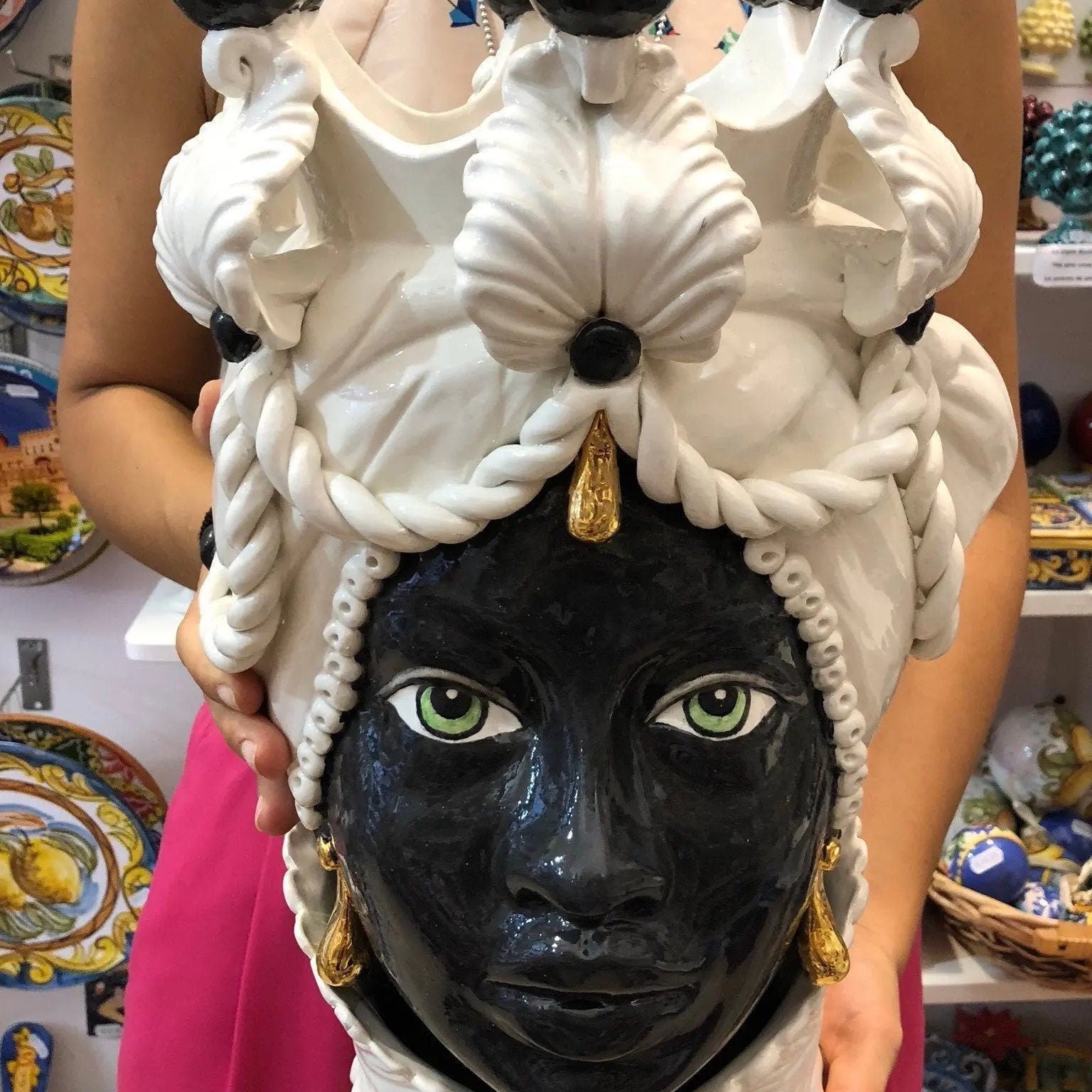 Teste di Moro Zefiro Ceramica Caltagirone cm H.43 L.26 Artigianale Bianco Nero Oro DD CERAMICHE SICILIANE