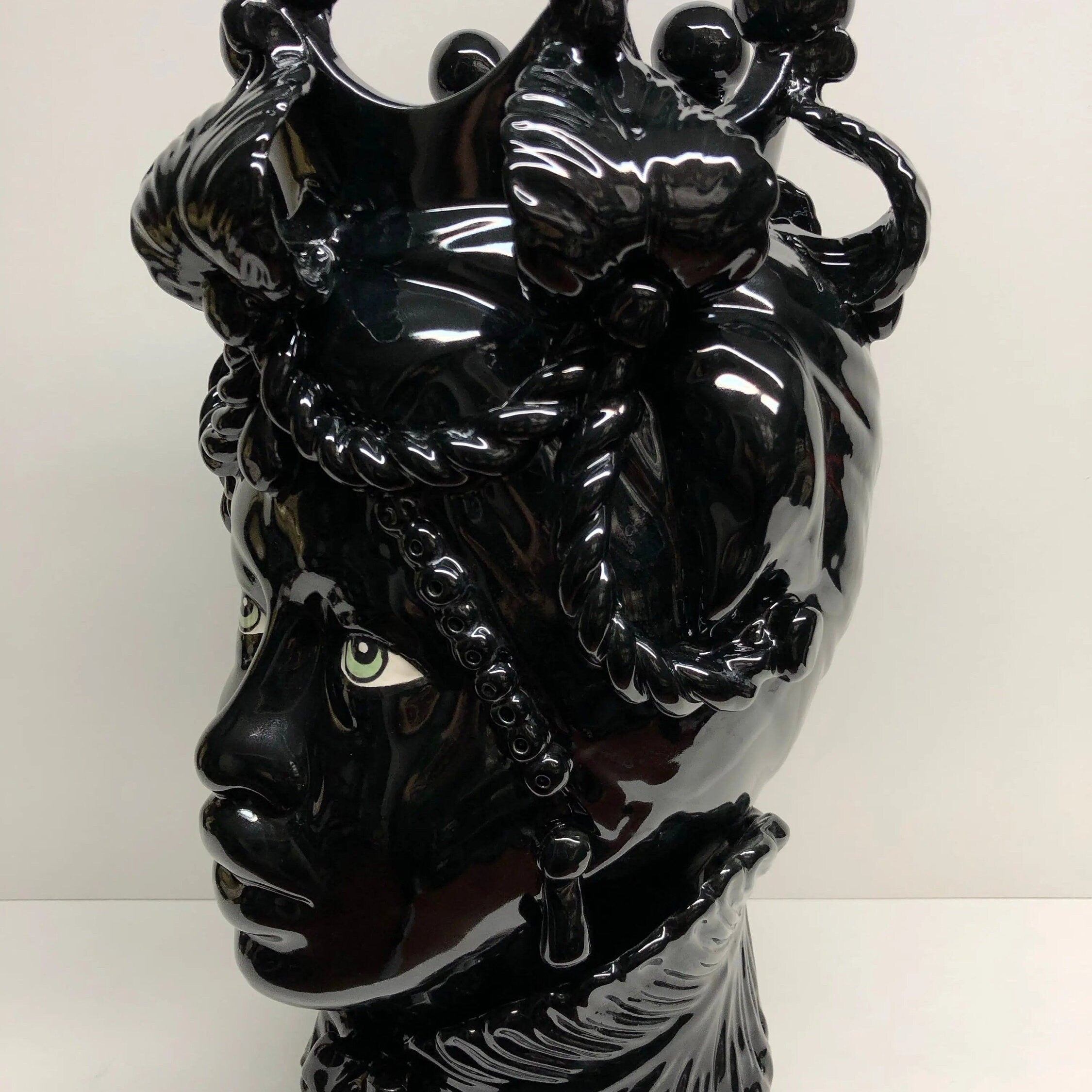 Teste di Moro Zefiro Ceramica Caltagirone cm H.43 L.26 Artigianale Nero Lucido Occhi Verde DD CERAMICHE SICILIANE