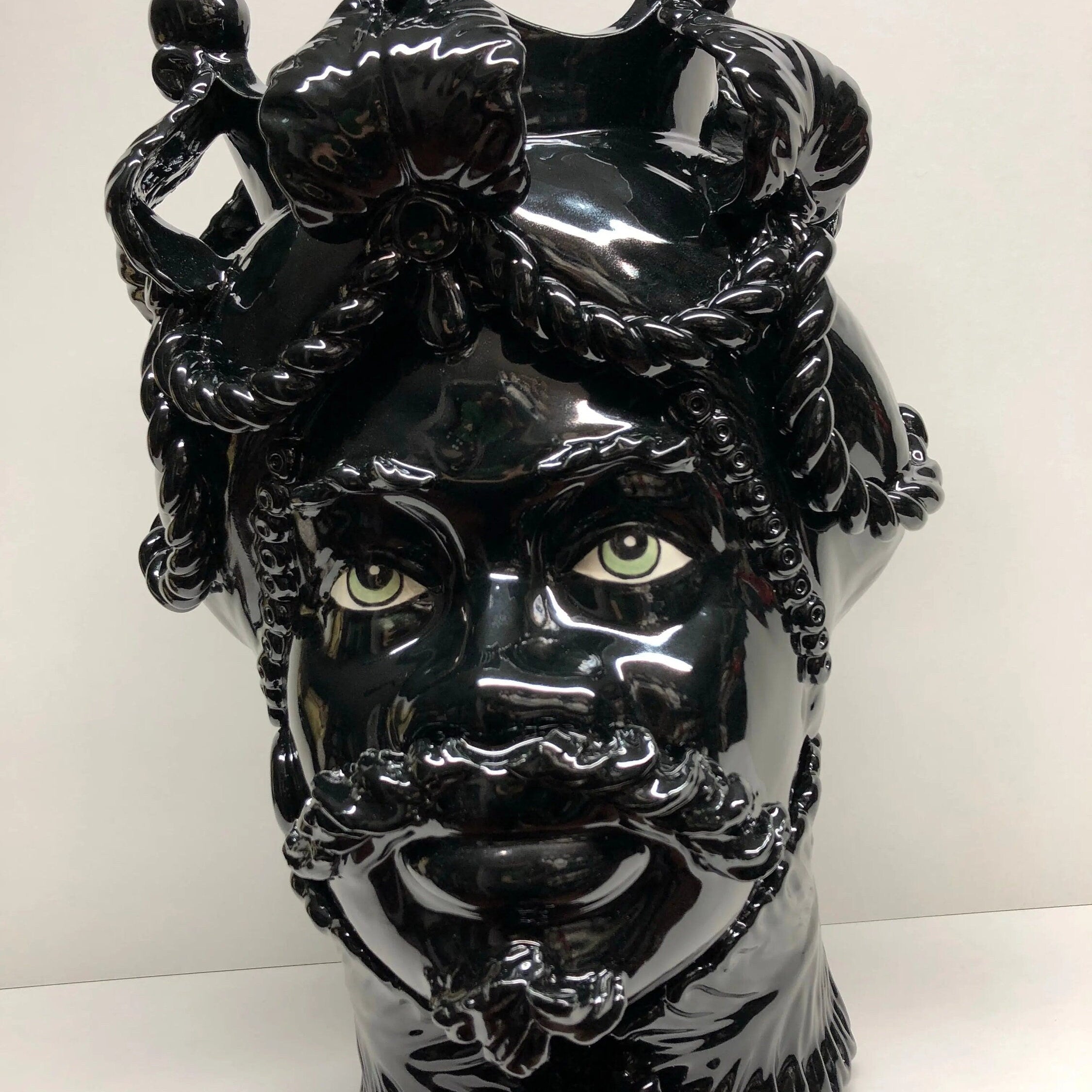 Teste di Moro Zefiro Ceramica Caltagirone cm H.43 L.26 Artigianale Nero Lucido Occhi Verde DD CERAMICHE SICILIANE
