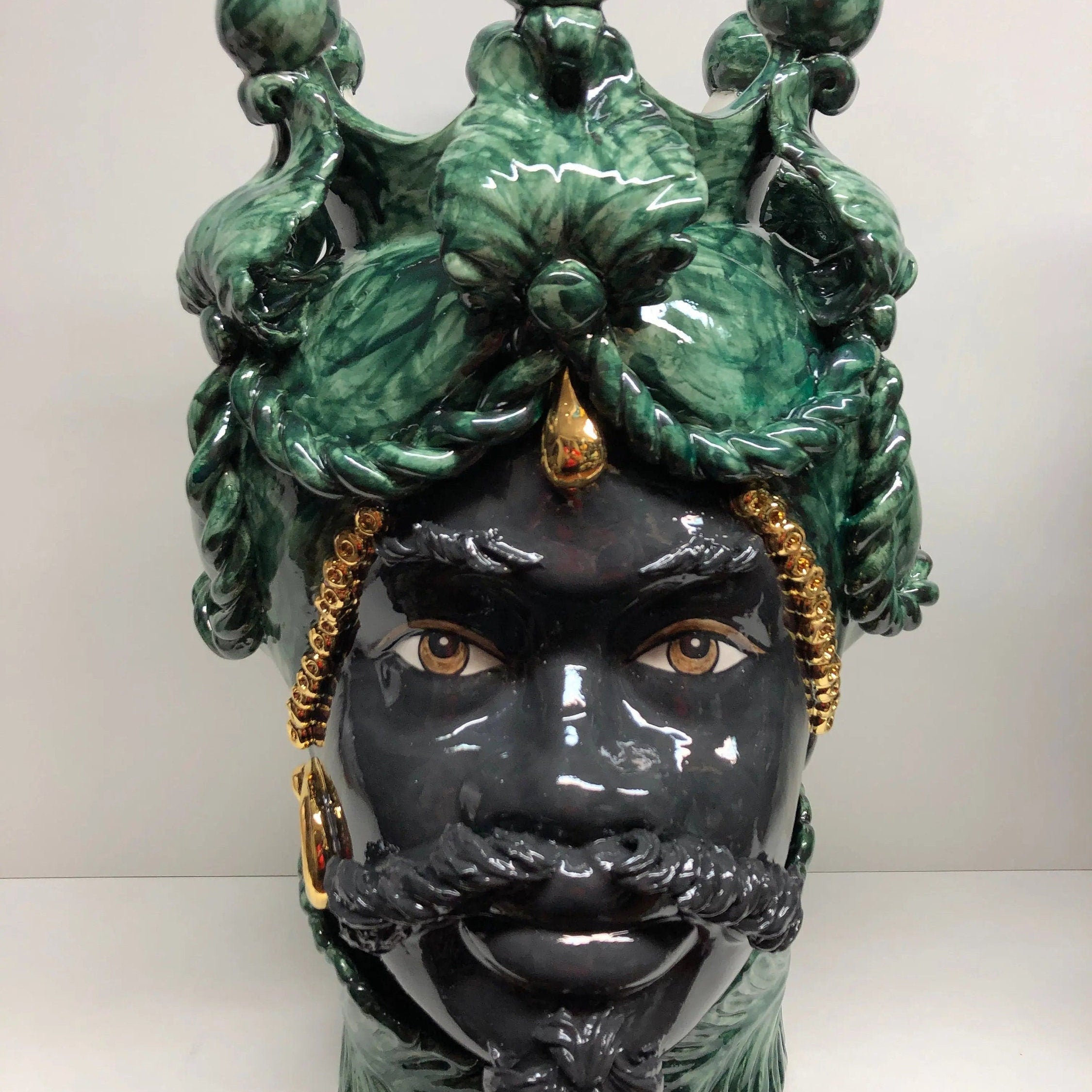 Teste di Moro Zefiro Ceramica Caltagirone cm H.43 L.26 Artigianale Verde Nero Oro DD CERAMICHE SICILIANE