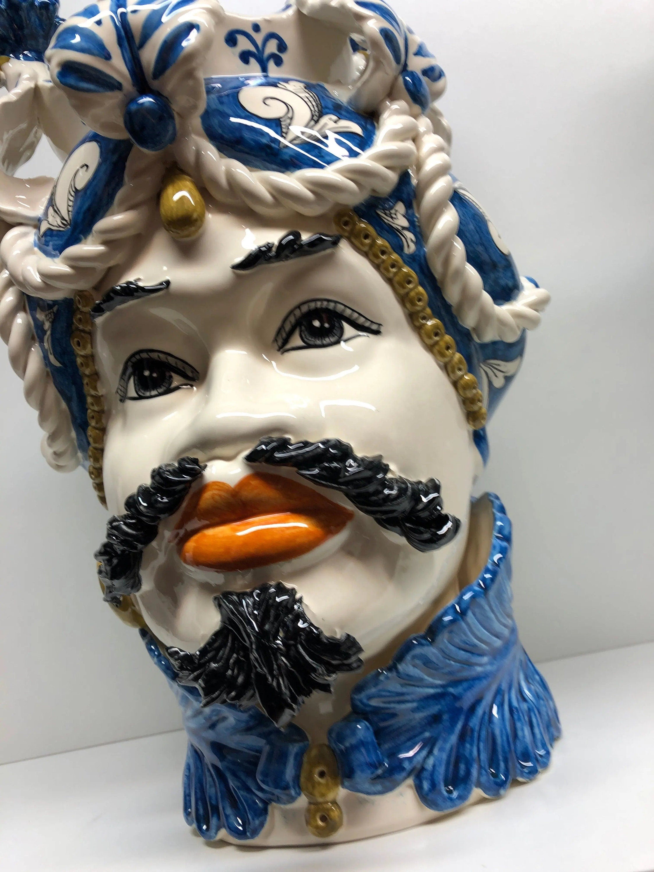 Teste di Moro Zefiro Corona Pigne Ceramica Caltagirone cm H.48 L.28 Artigianale Blu DD CERAMICHE SICILIANE