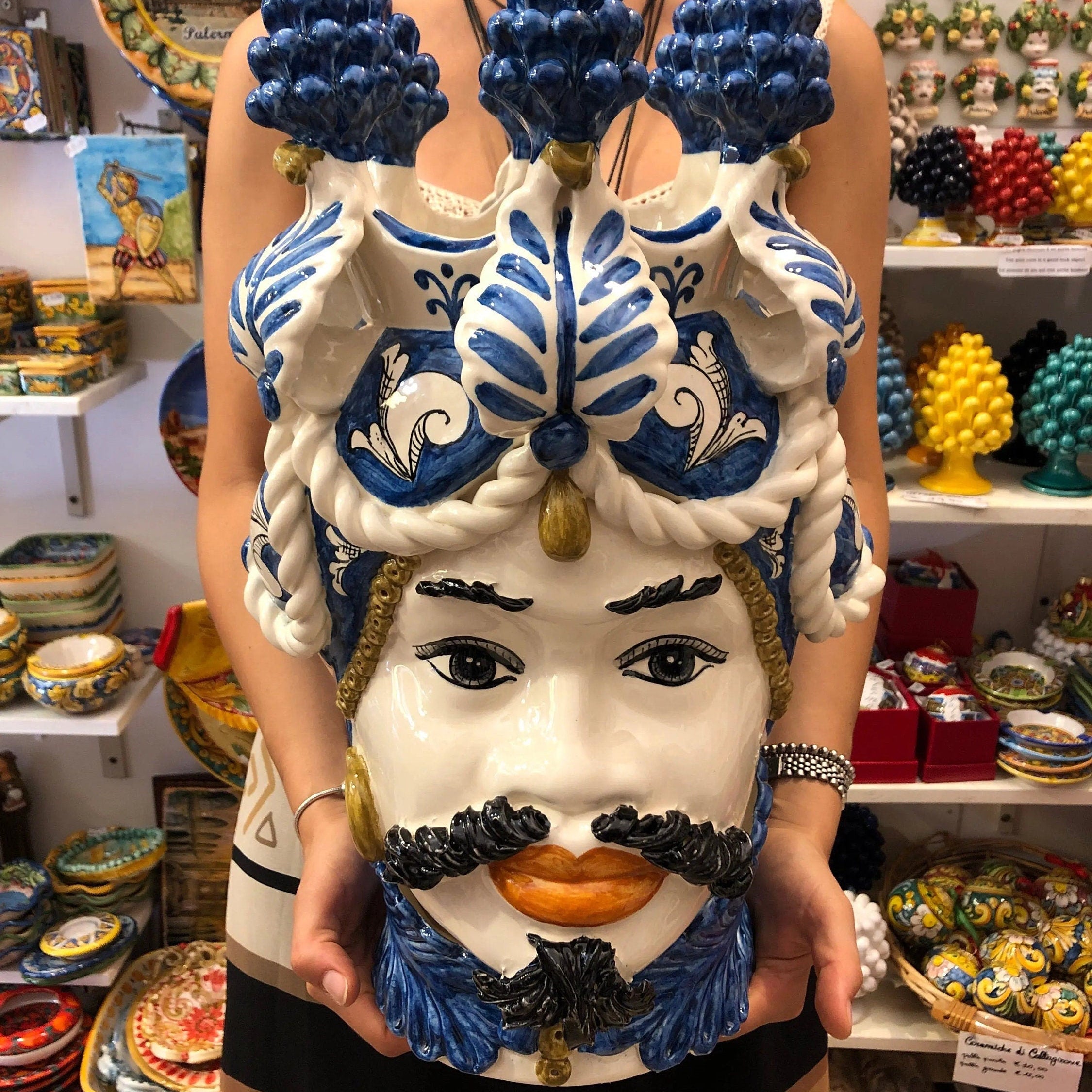 Teste di Moro Zefiro Corona Pigne Ceramica Caltagirone cm H.48 L.28 Artigianale Blu DD CERAMICHE SICILIANE